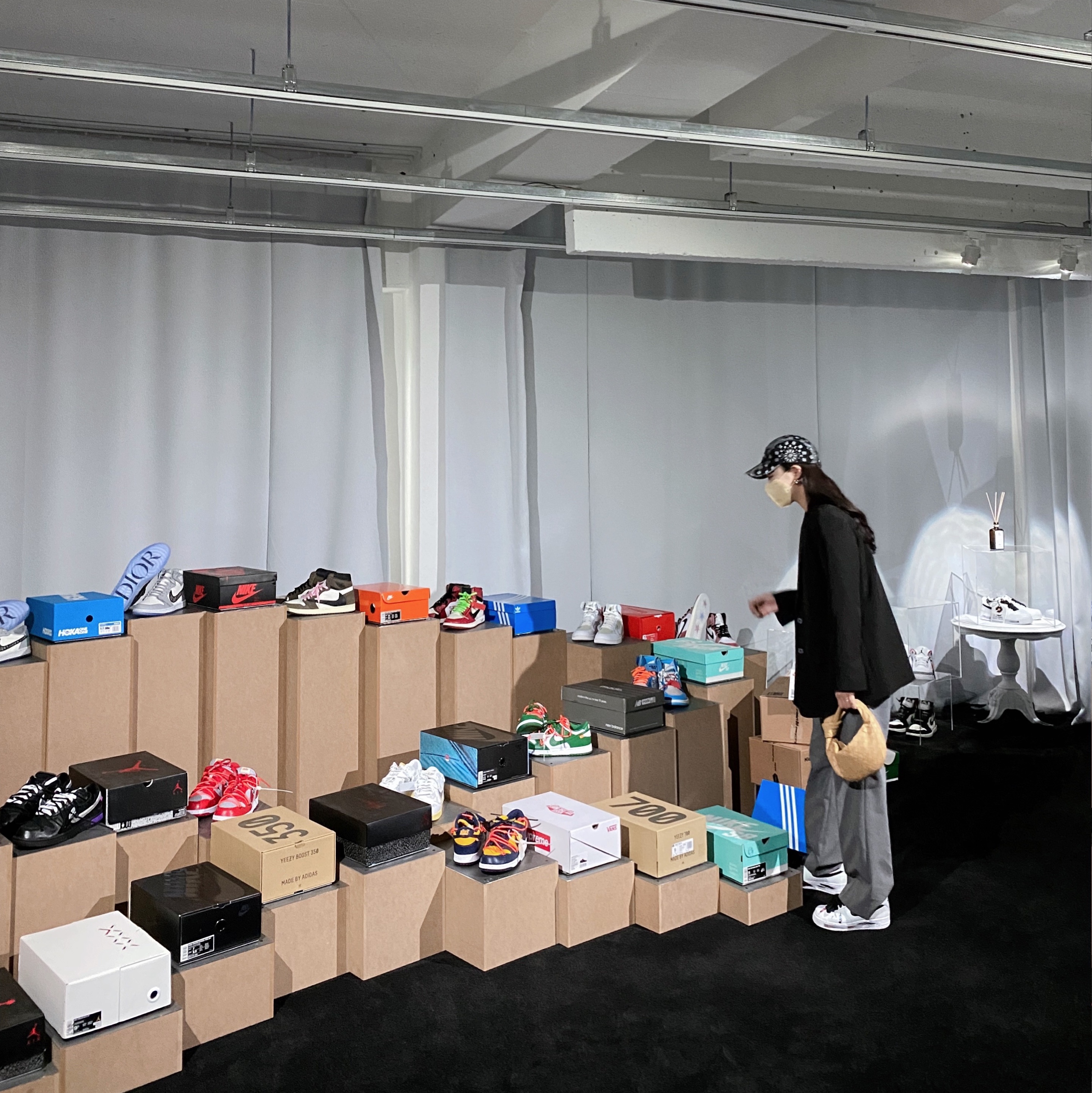 Nike x Peaceminusone Air Force 1 Low Para-Noise 2.0, Supreme Bandana Camp Cap Black - 21SS 착용 스타일 - 3