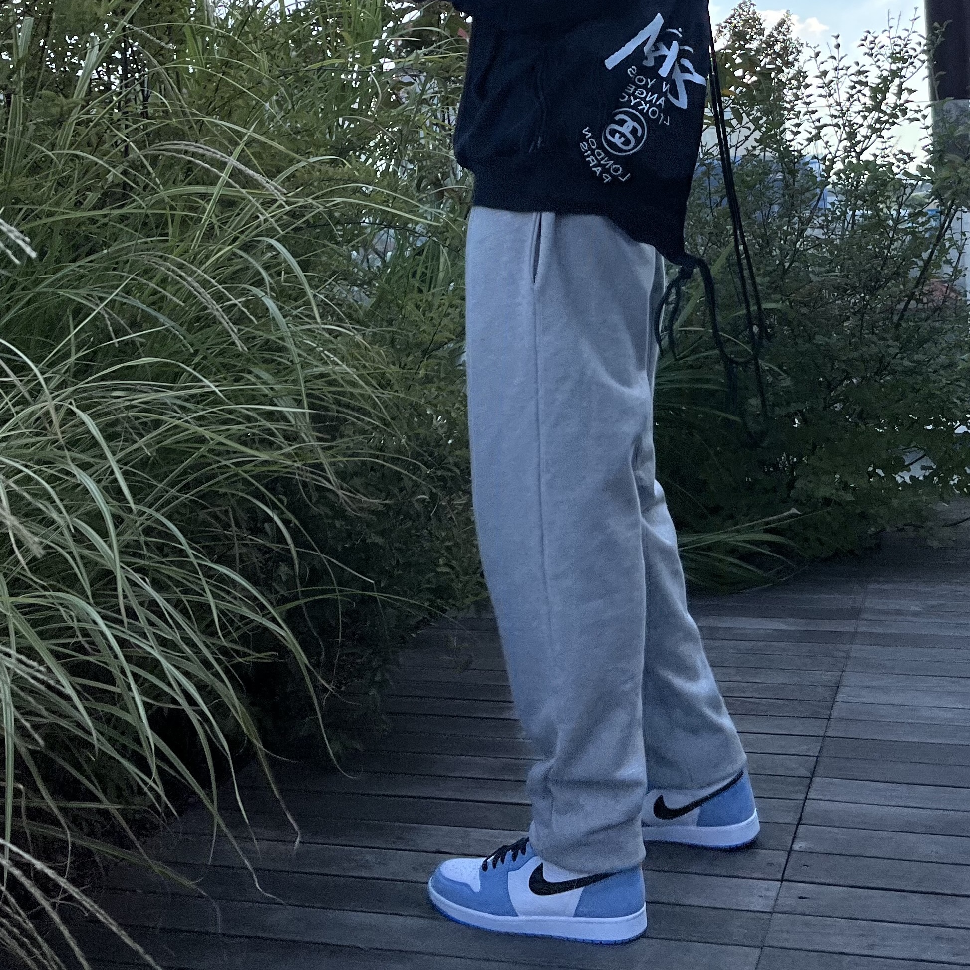 Jordan 1 Retro High OG University Blue 착용 스타일