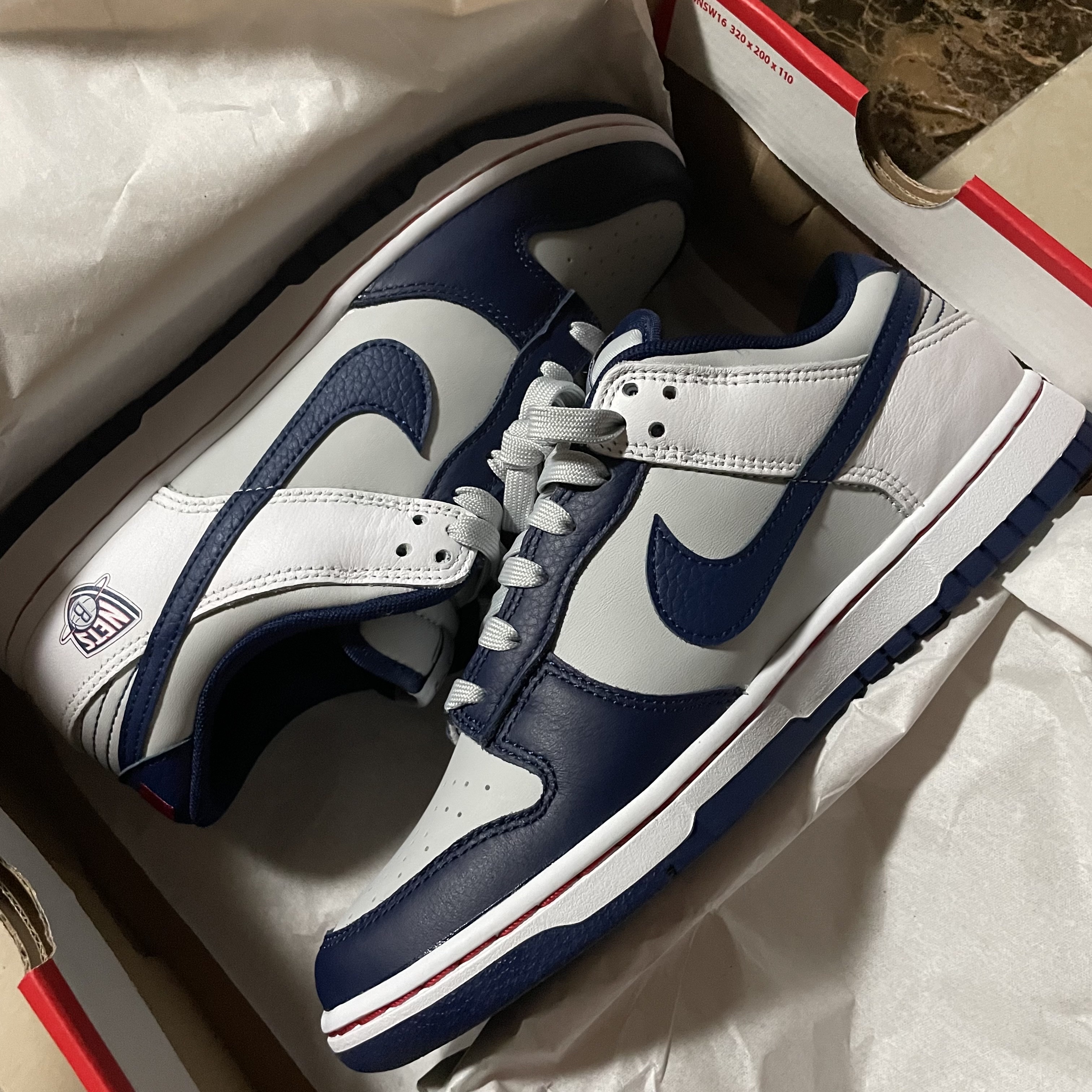 Nike x NBA Dunk Low Retro EMB Nets 착용 스타일 - 1