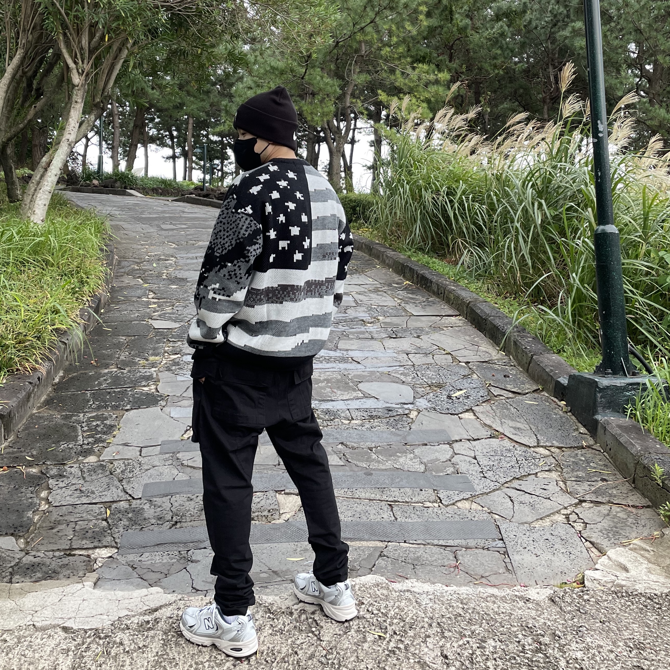 New Balance 530 Steel Grey, Nike x Stussy Cuff Beanie Black 착용 스타일 - 3