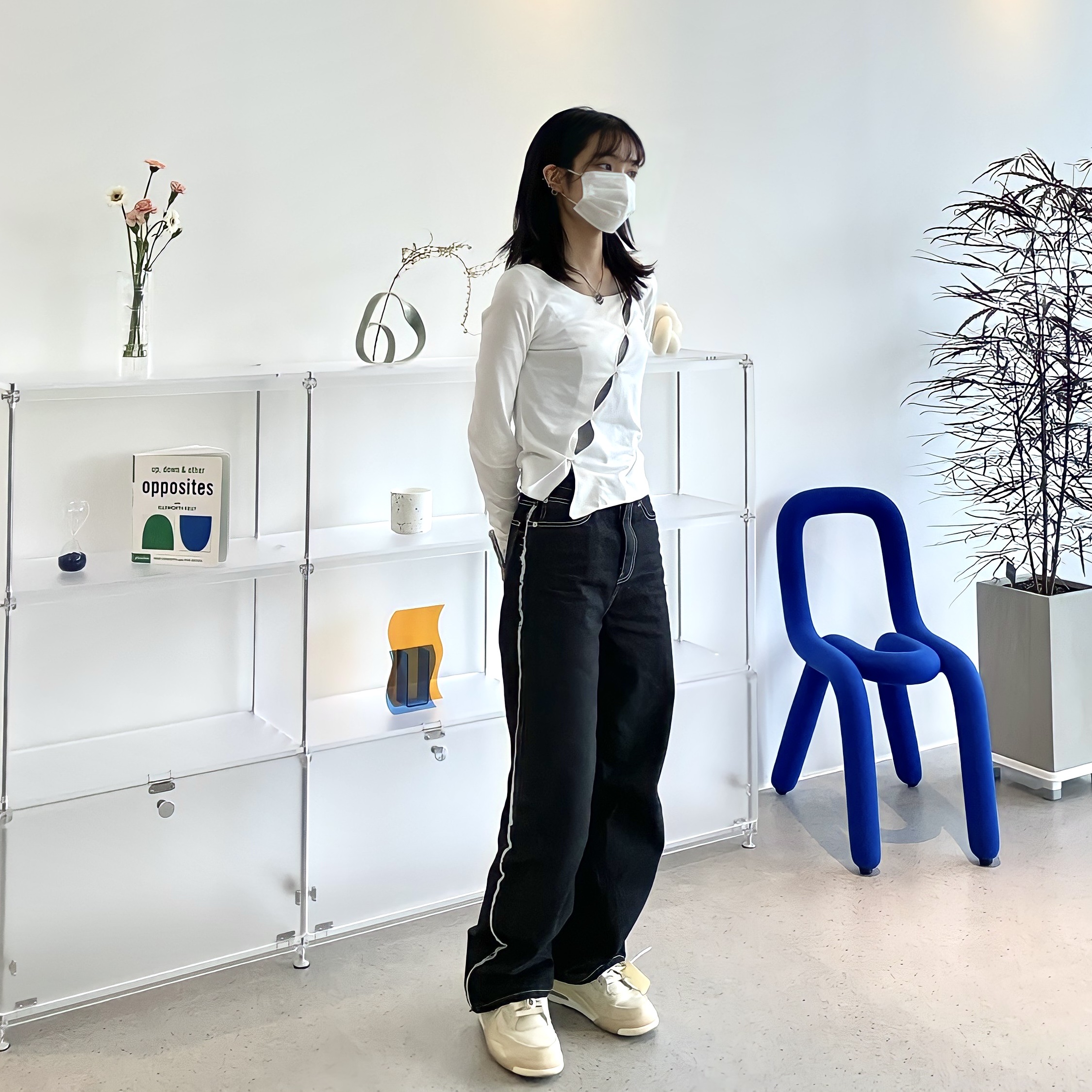 (W) Jordan 4 x Off-White Retro SP Sail 착용 스타일 - 1