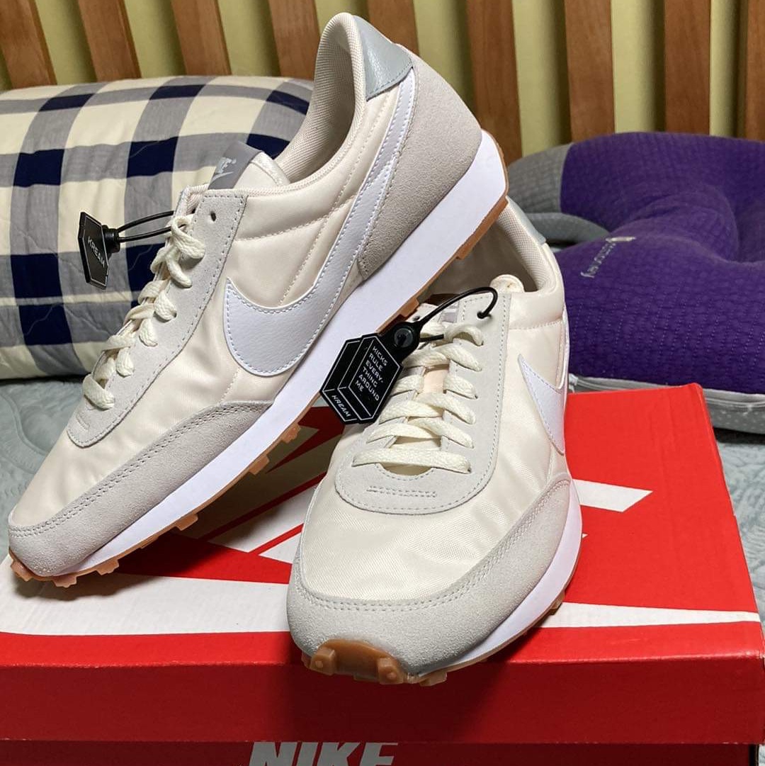 (W) Nike Daybreak Summit White 착용 스타일