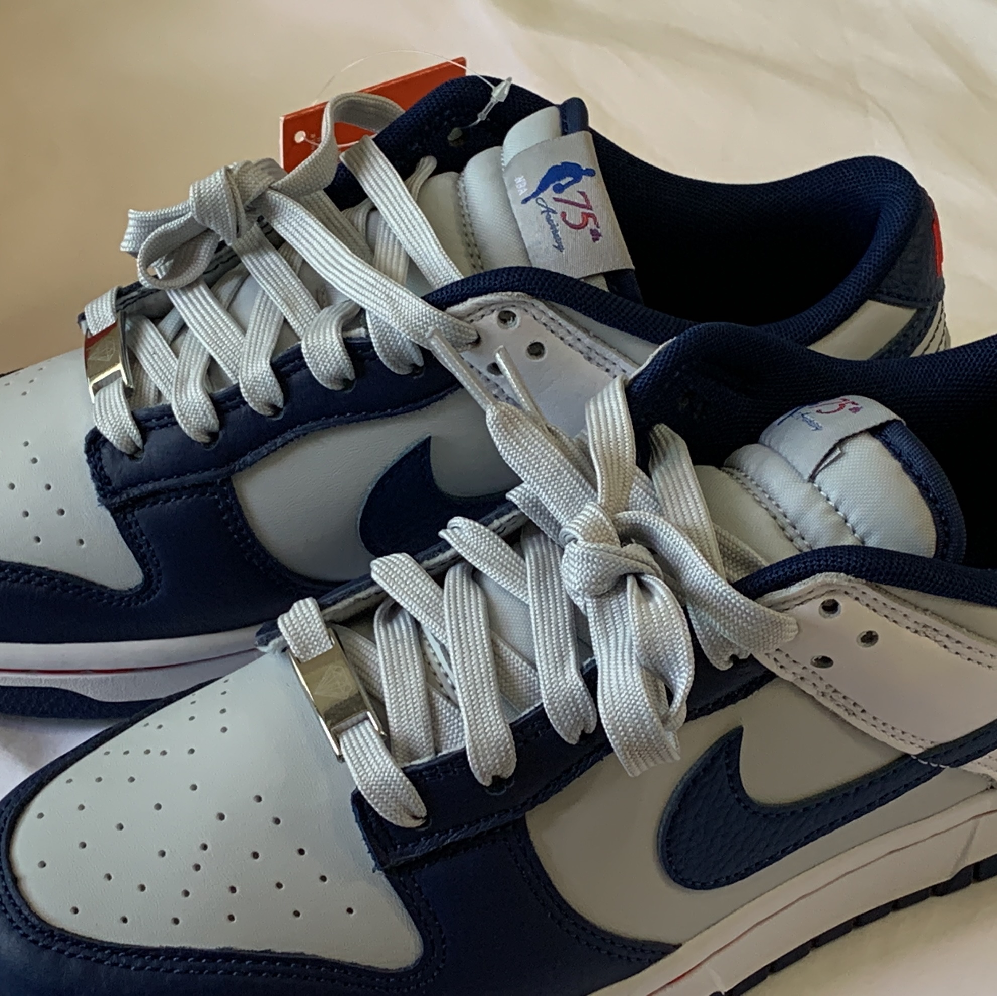 Nike x NBA Dunk Low Retro EMB Nets 착용 스타일 - 2