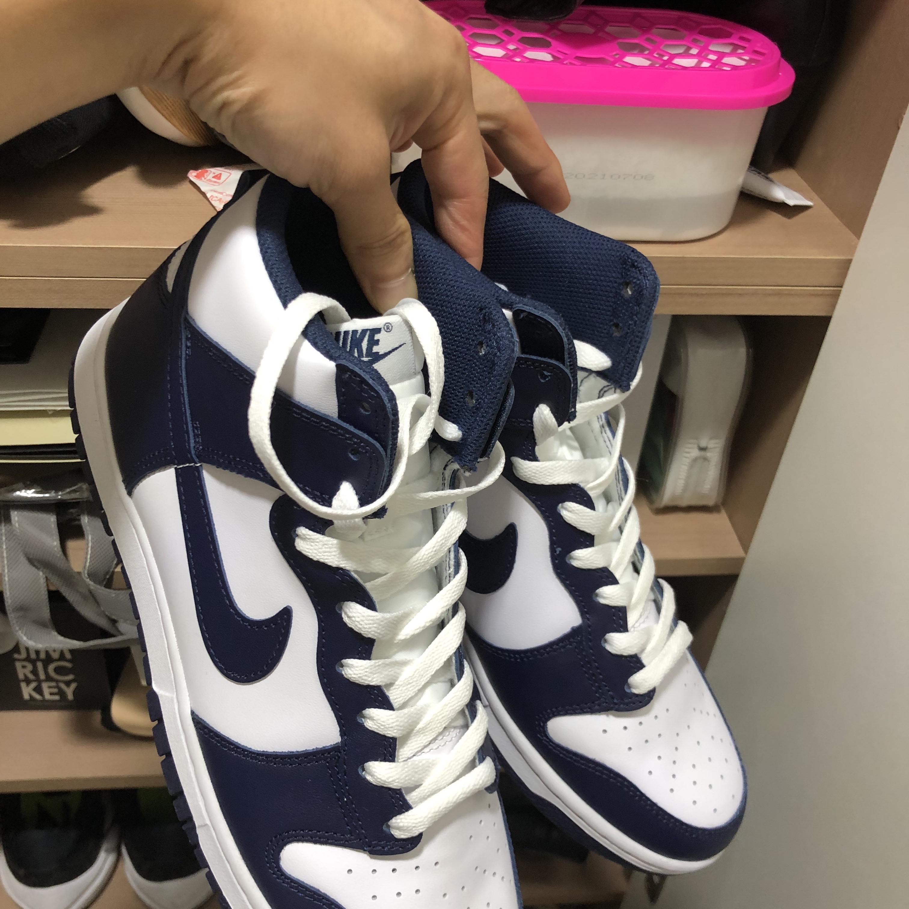 Nike Dunk High Retro Championship Navy 착용 스타일 - 3