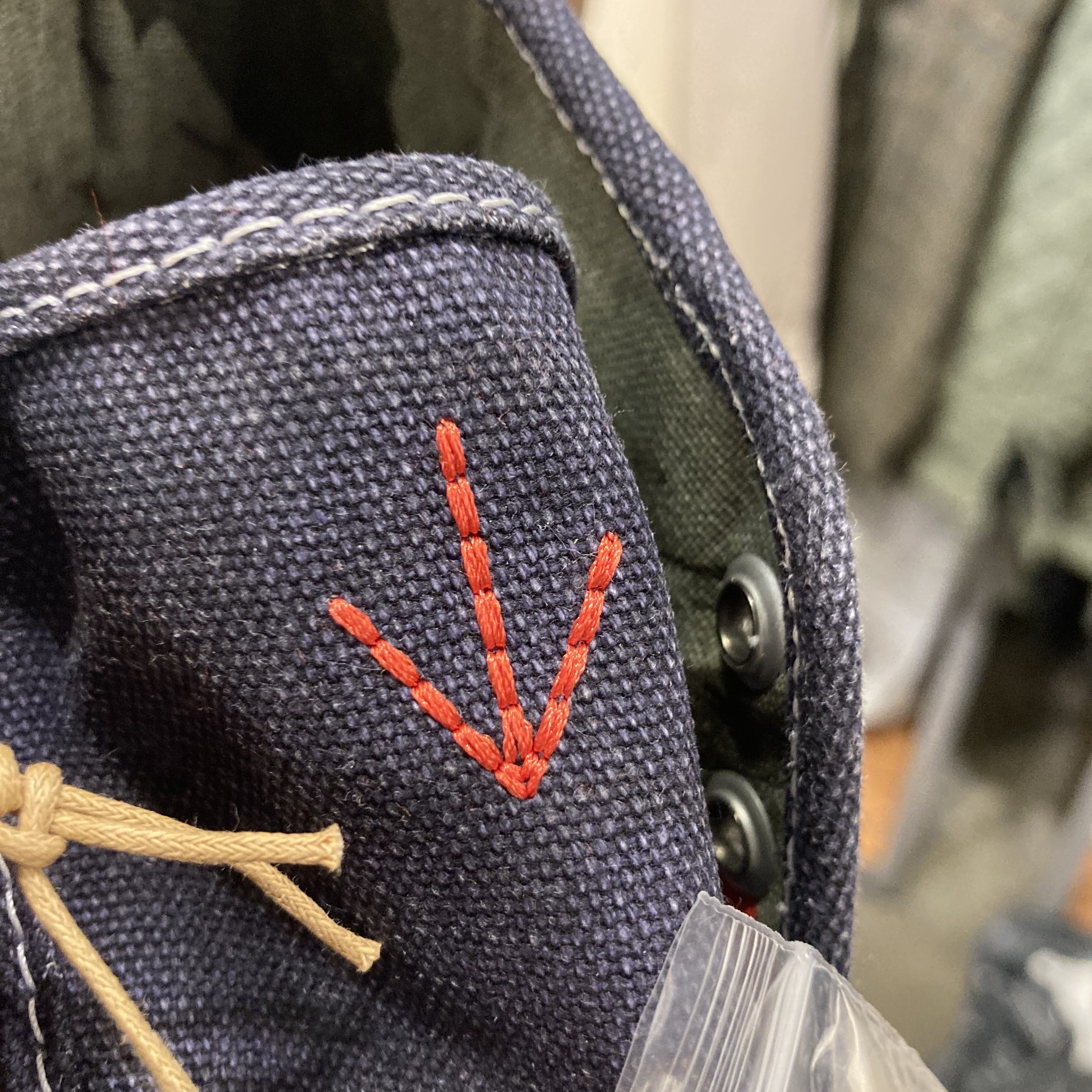 Vans Vault x Nigel Cabourn OG Style 24 LX Black Navy 착용 스타일 - 5