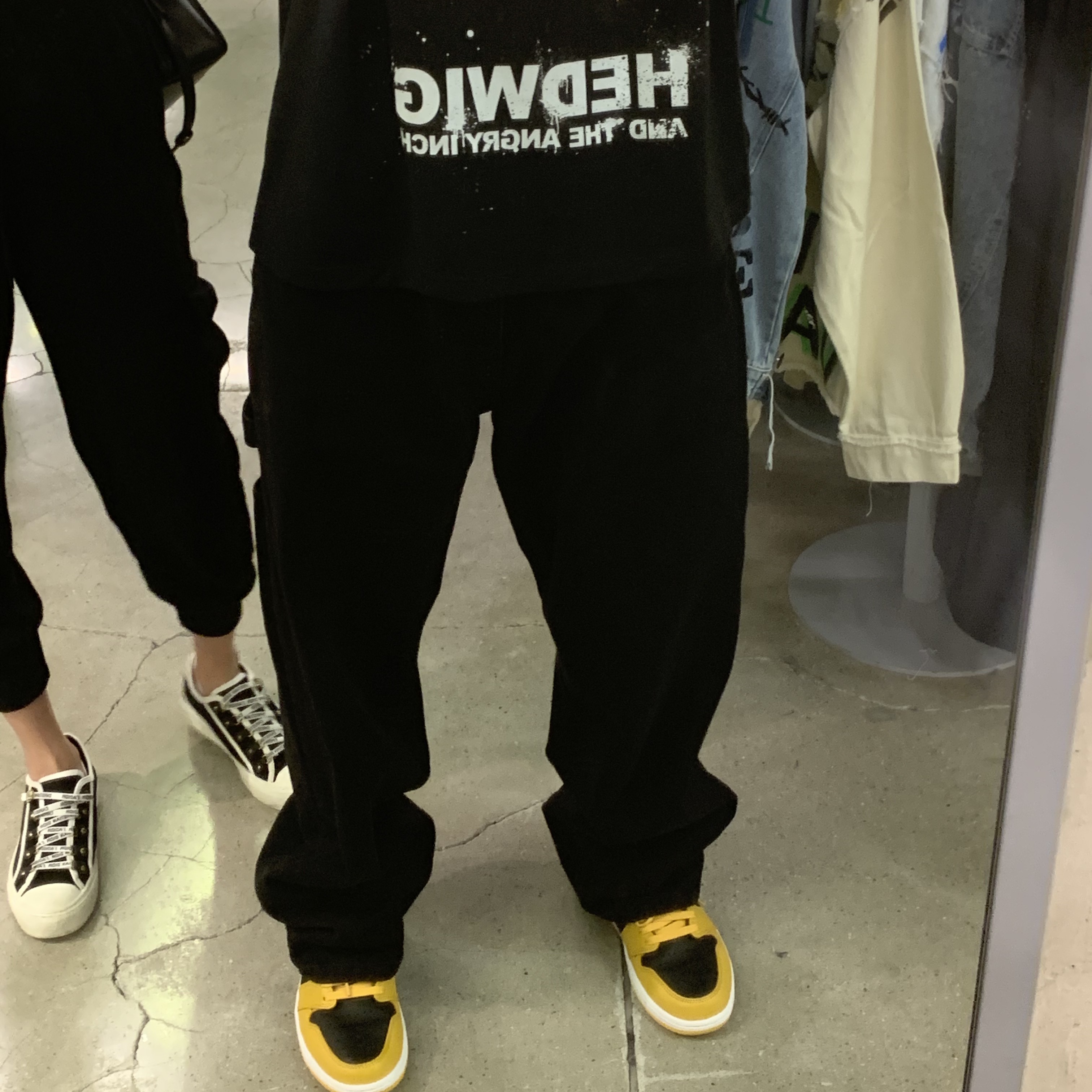 Jordan 1 Retro High OG Pollen 착용 스타일 - 4