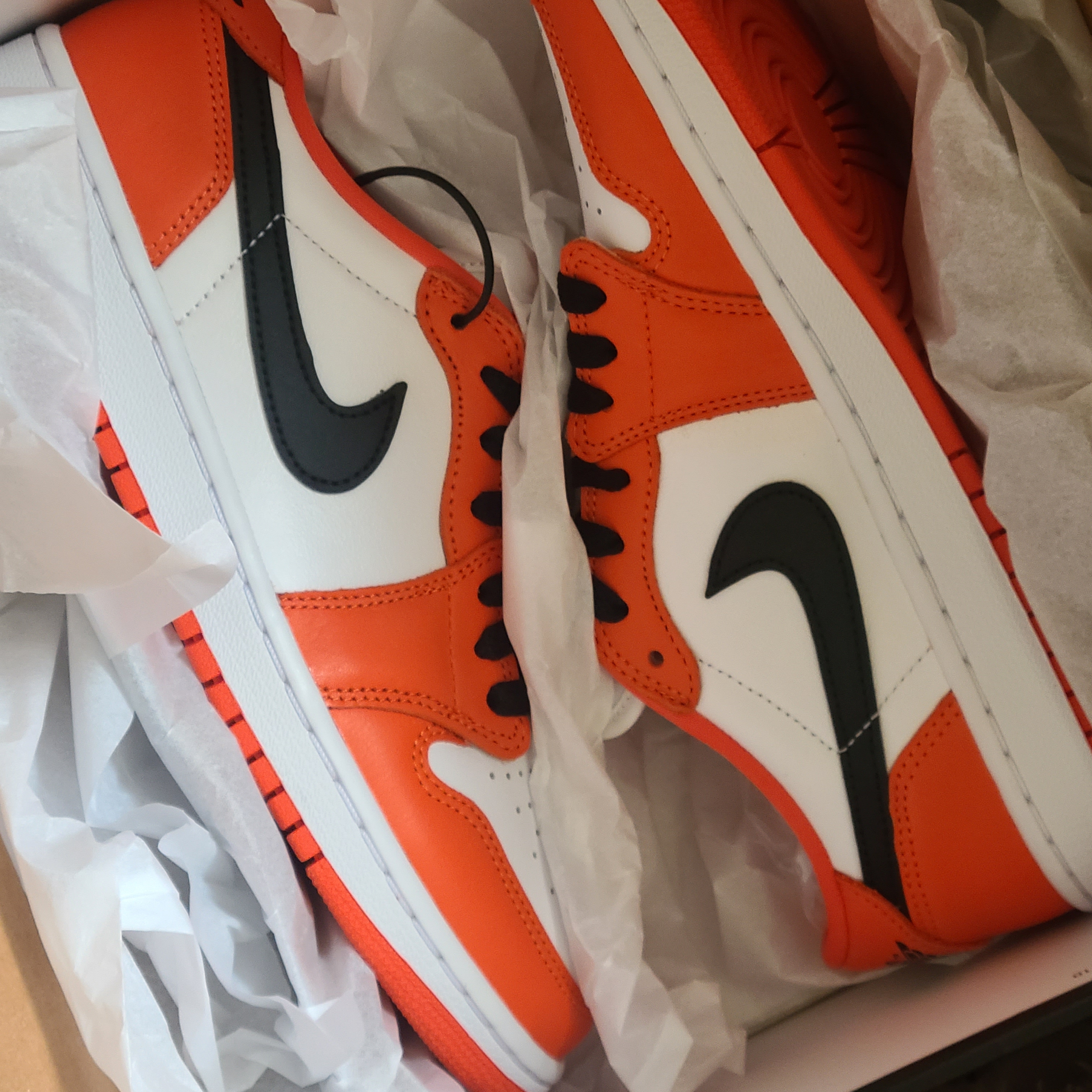 (W) Jordan 1 Low OG Starfish 착용 스타일
