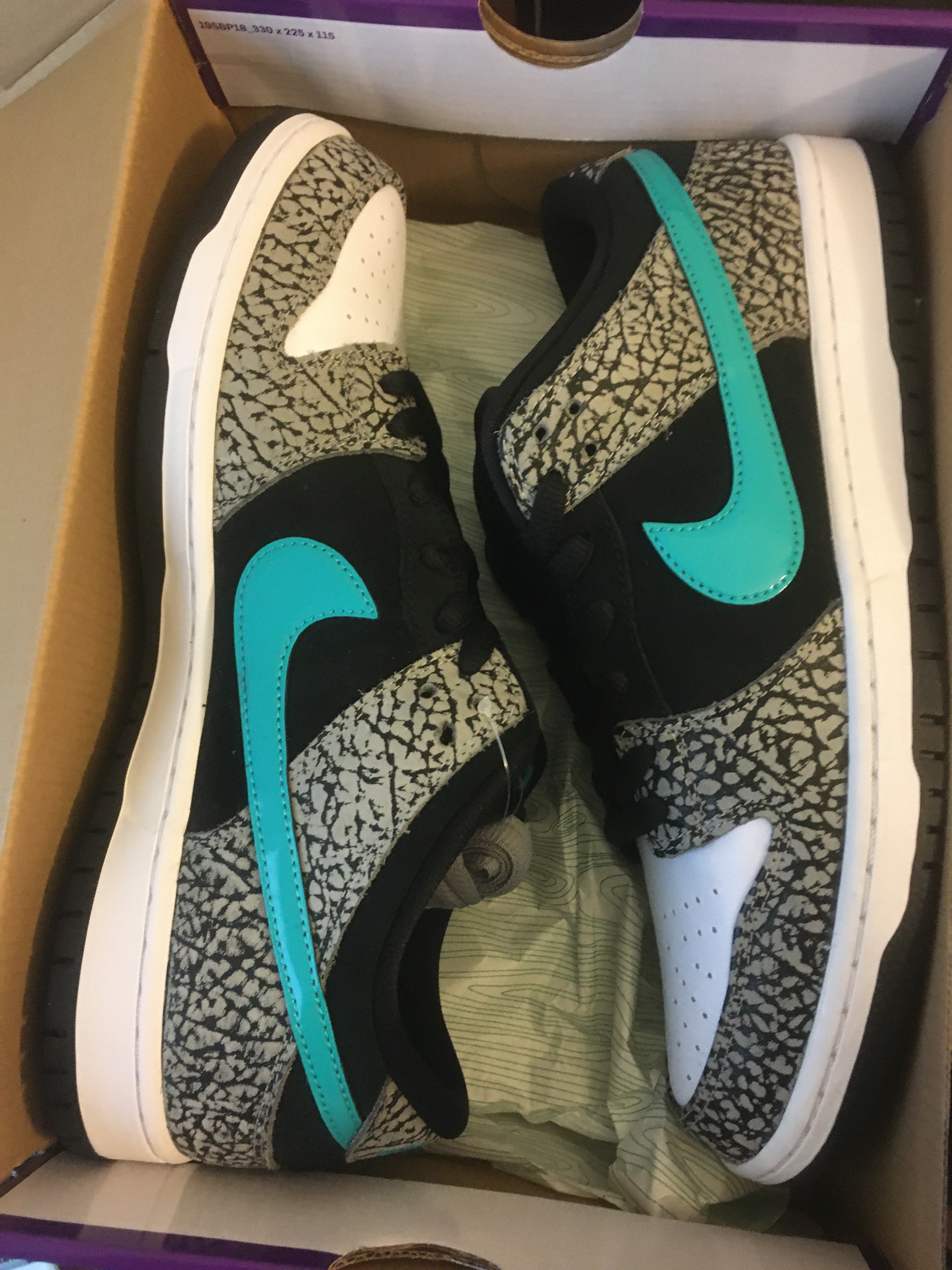Nike SB Dunk Low Pro Clear Jade 착용 스타일