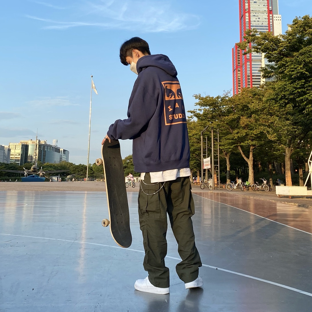 IAB Studio x Obey Eyes Icon Hoodie Oceana, Nike Air Force 1 '07 Low White 착용 스타일 - 2