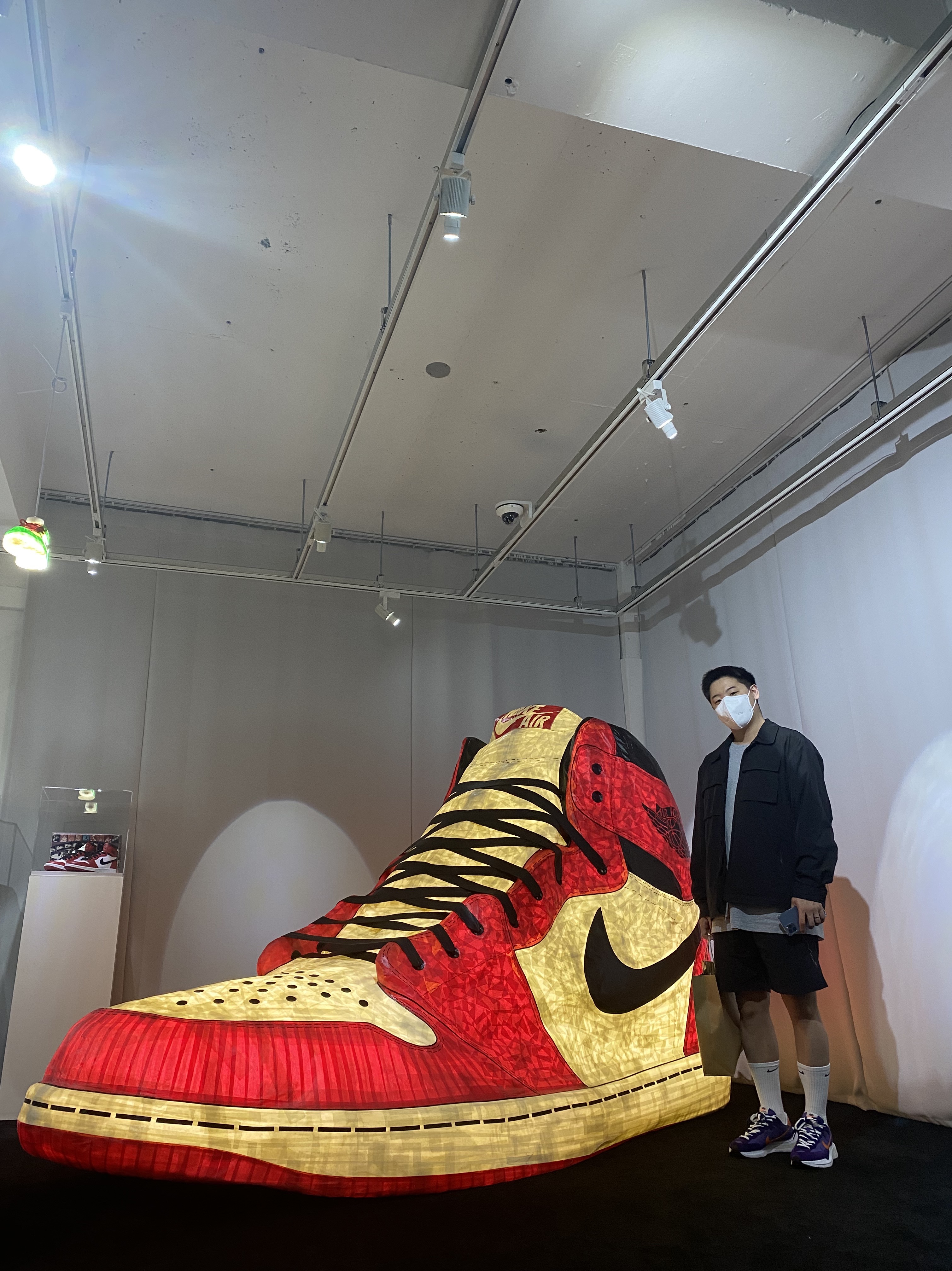 Jordan 1 Retro High OG Chicago 2015, Nike x Sacai VaporWaffle Dark Iris 착용 스타일