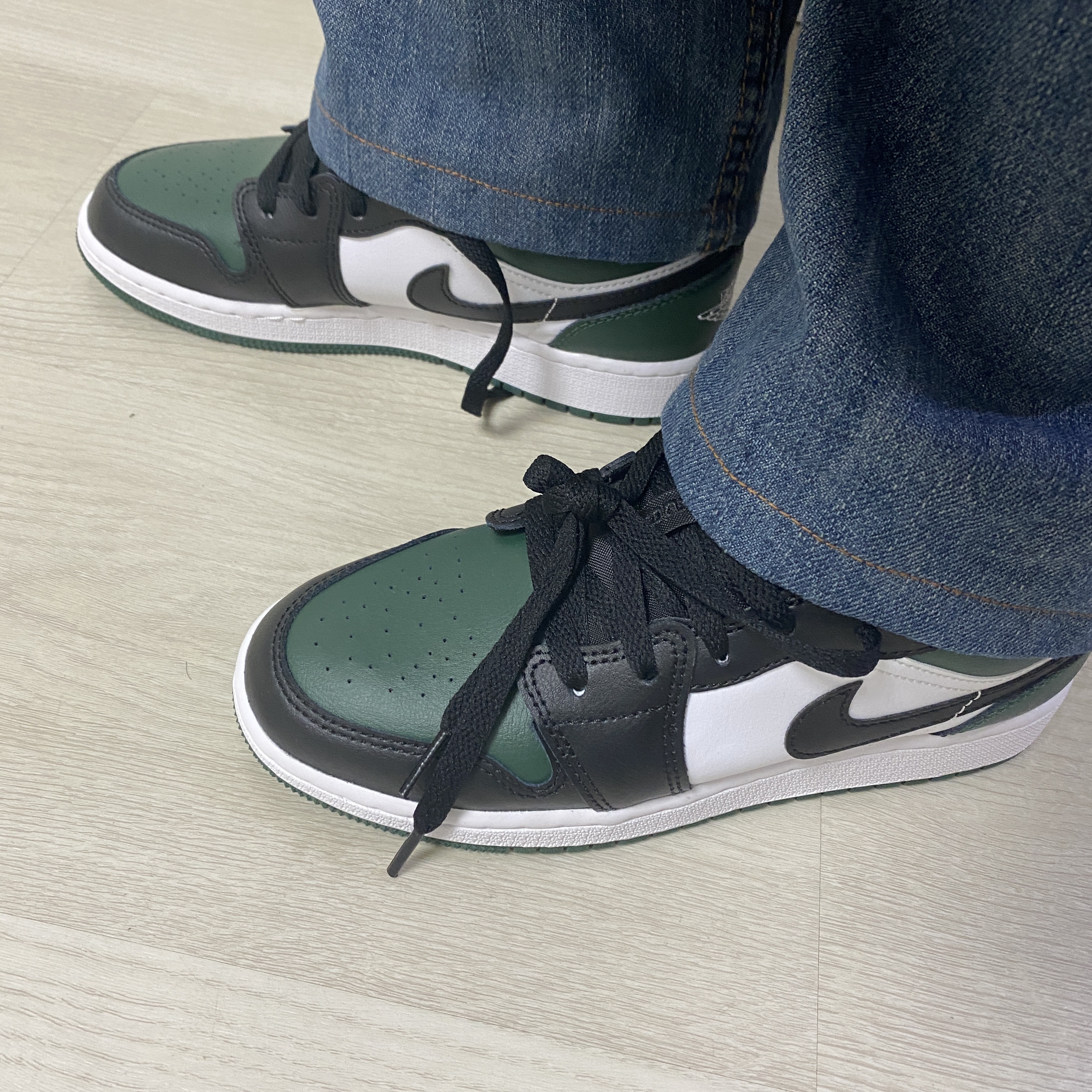 (GS) Jordan 1 Low Green Toe 착용 스타일 - 2