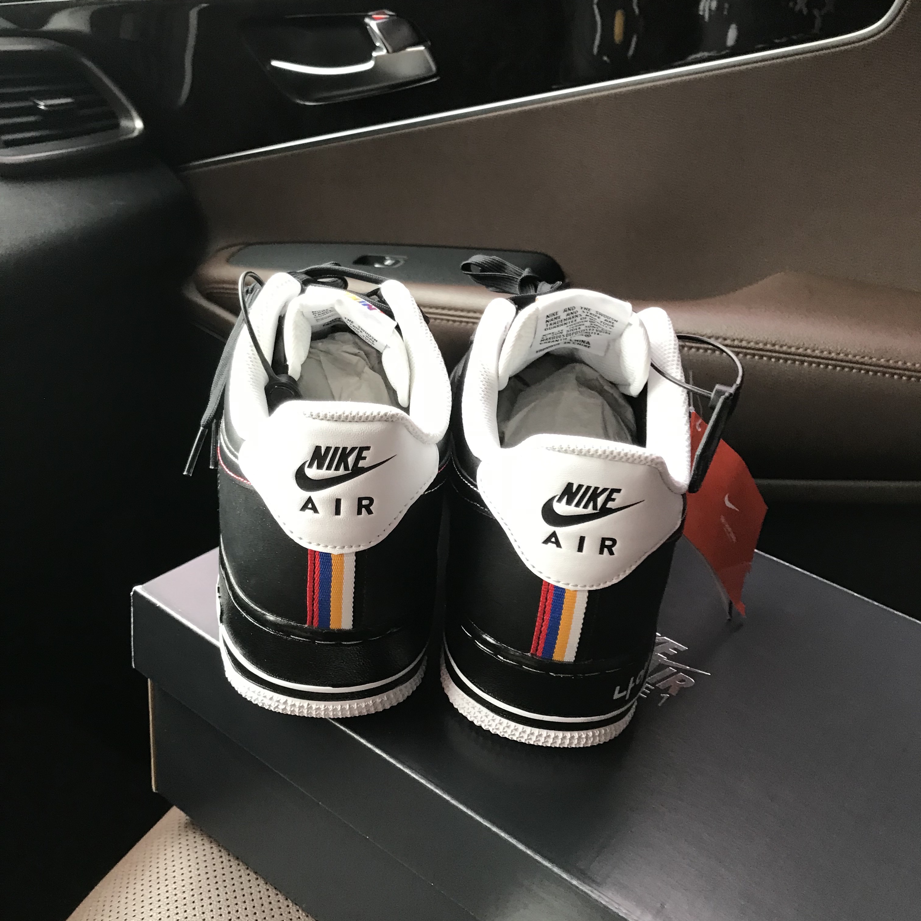 Nike Air Force 1 '07 LV8 Hangul Day 착용 스타일 - 3