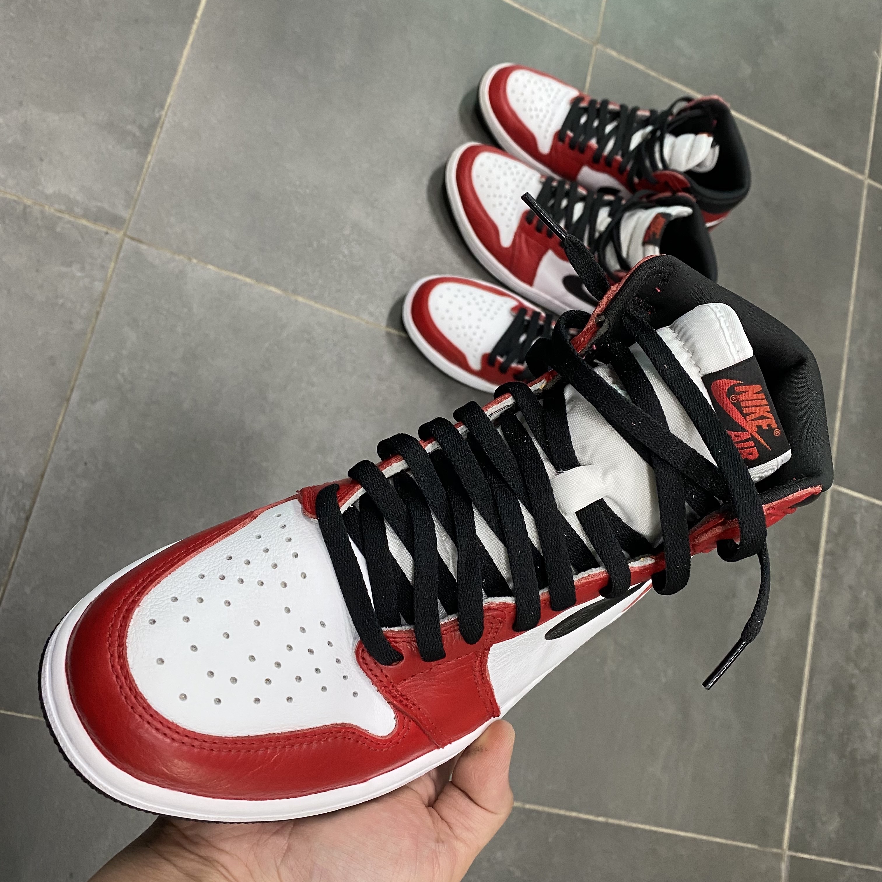 Jordan 1 Retro High OG Light Fusion Red 착용 스타일 - 5