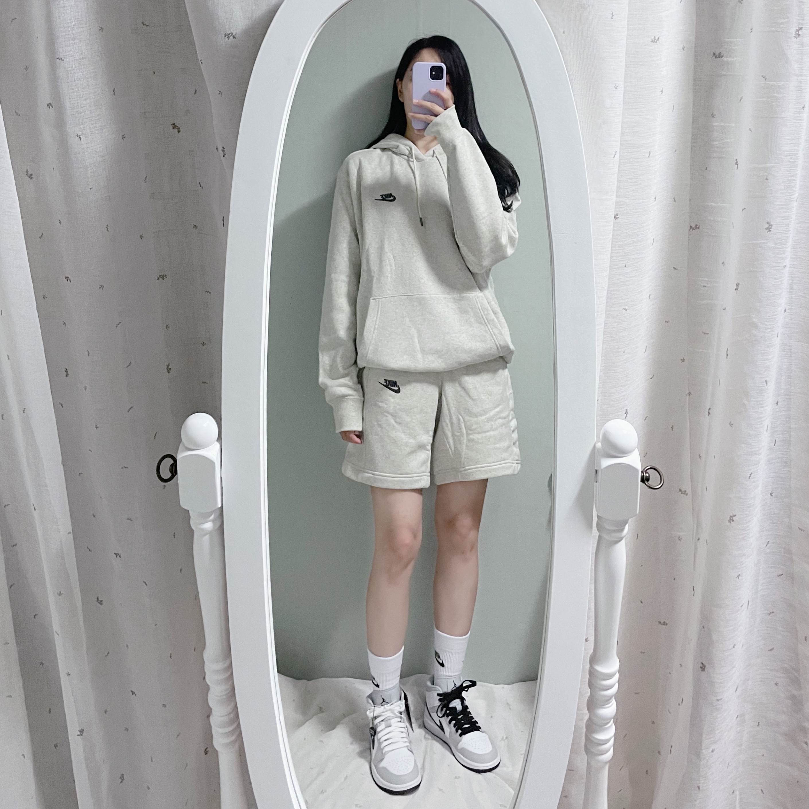 (W) Jordan 1 Mid Grey Fog 착용 스타일 - 3