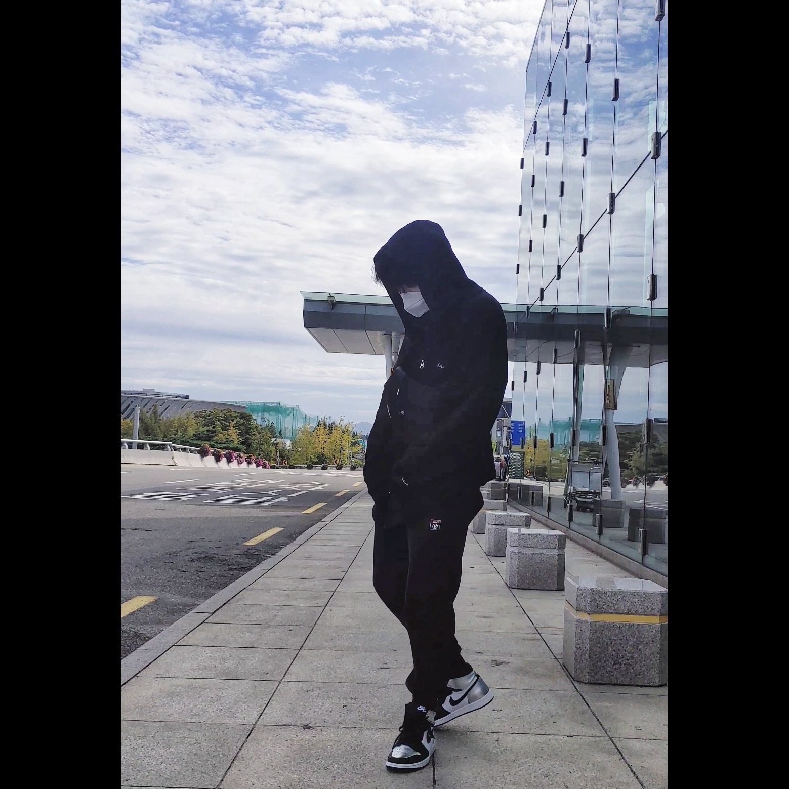 skyisthelimit (skyisthelimit) 님의 게시물 KREAM