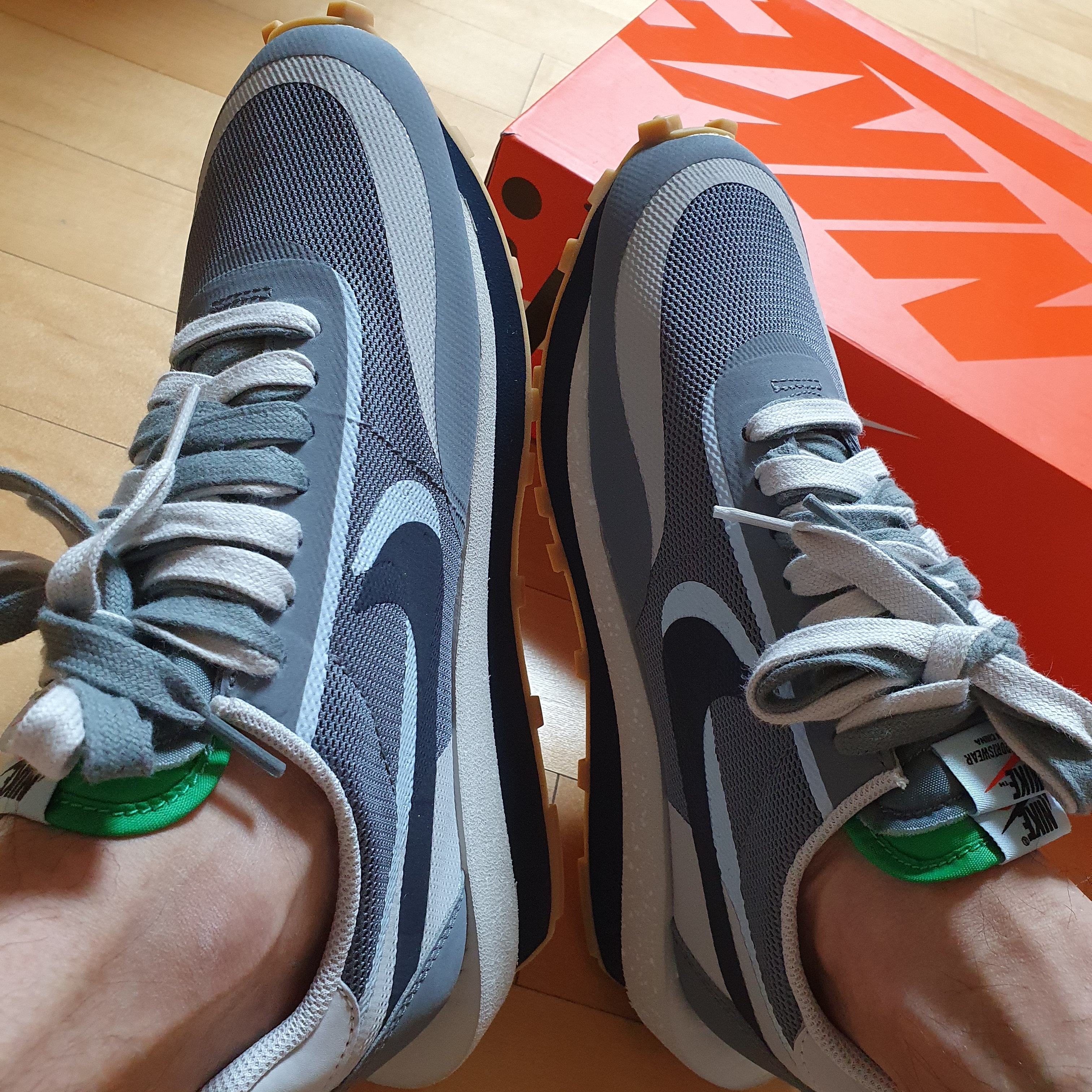Nike x Sacai x Clot LDWaffle Cool Grey 착용 스타일 - 3