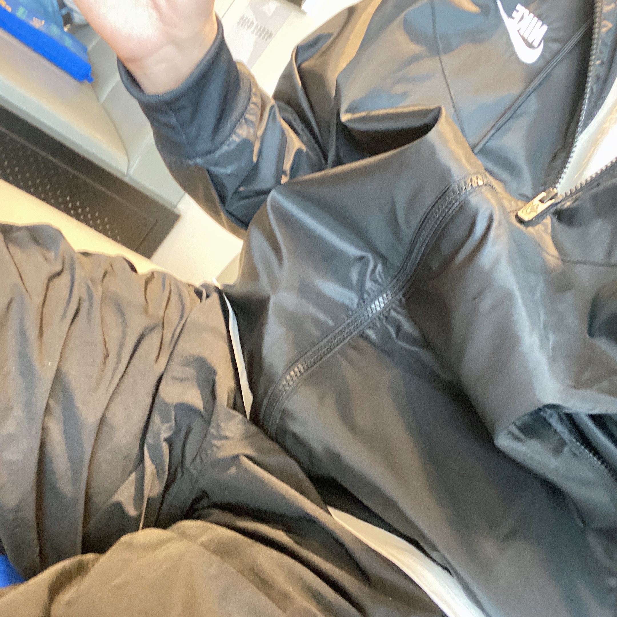 Nike M NRG Track Pants Black 착용 스타일 - 2