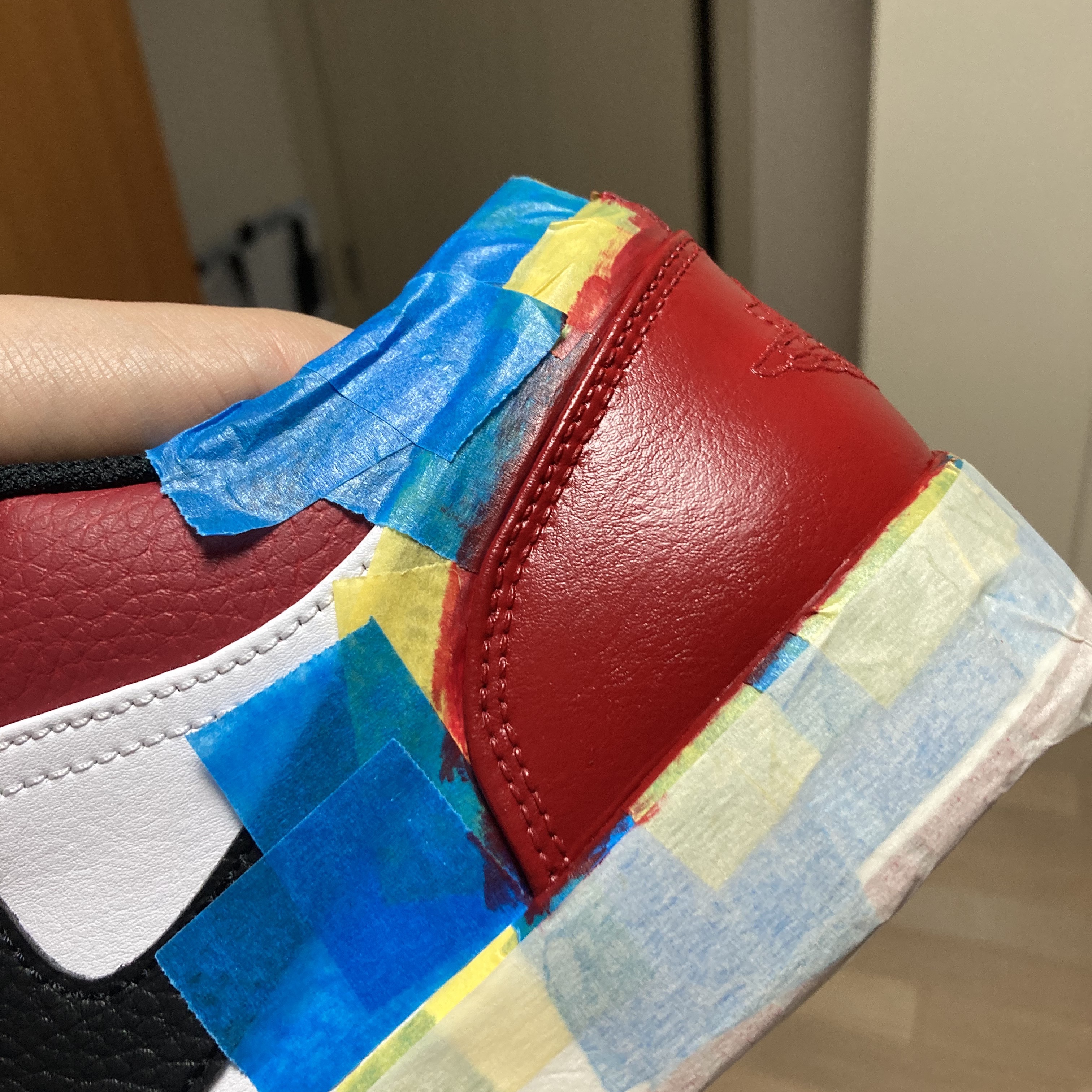 Jordan 1 Low White Red Black 착용 스타일 - 4