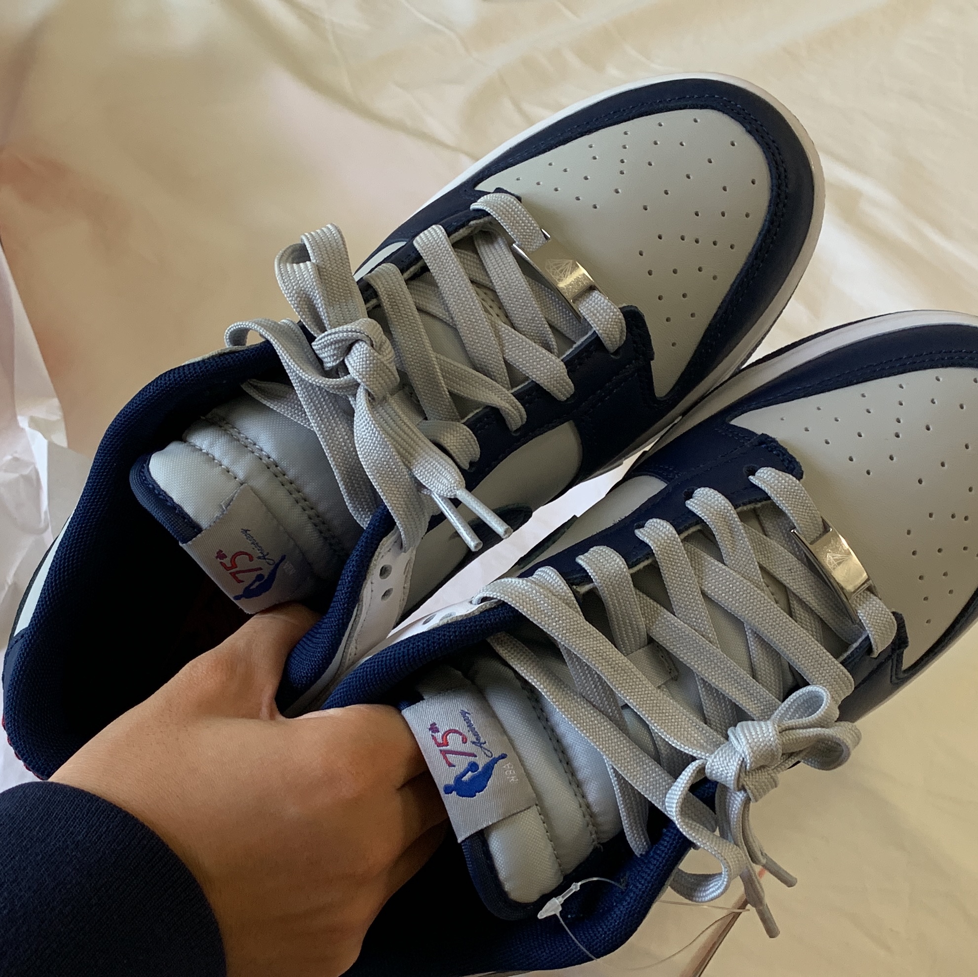 Nike x NBA Dunk Low Retro EMB Nets 착용 스타일 - 3
