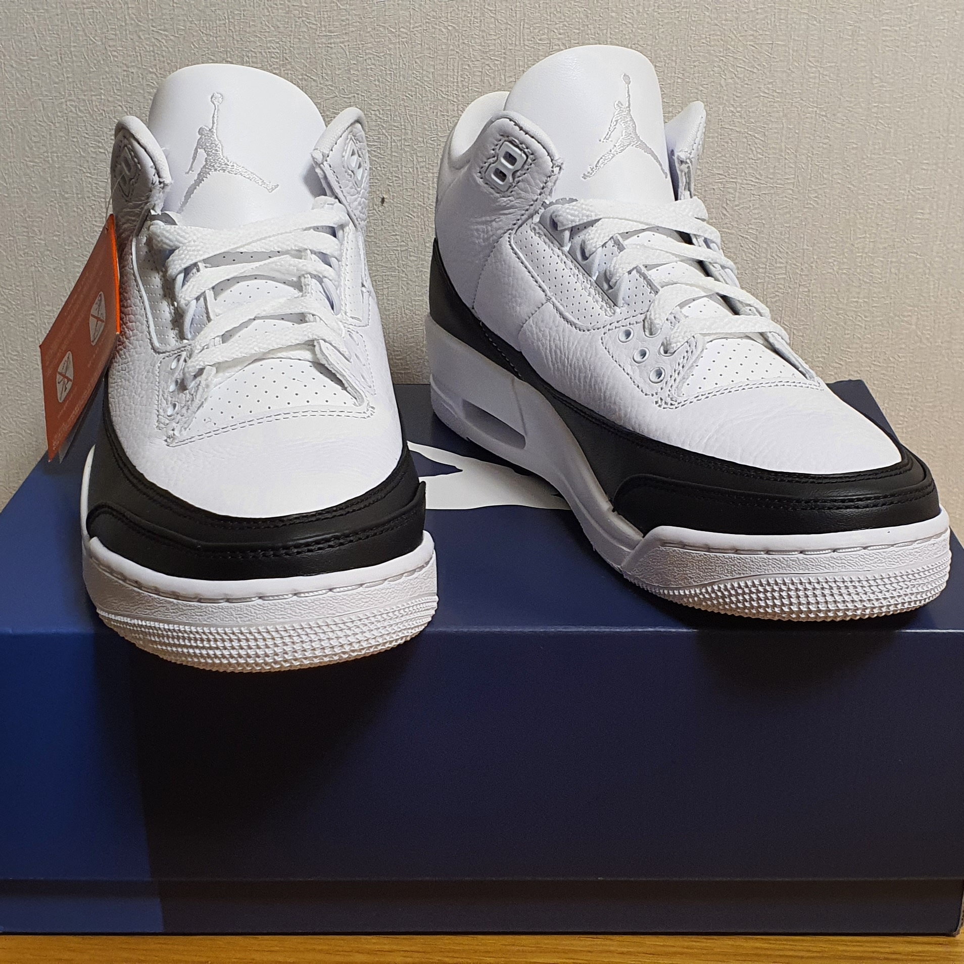 Jordan 3 x Fragment Retro SP White Black 착용 스타일 - 1