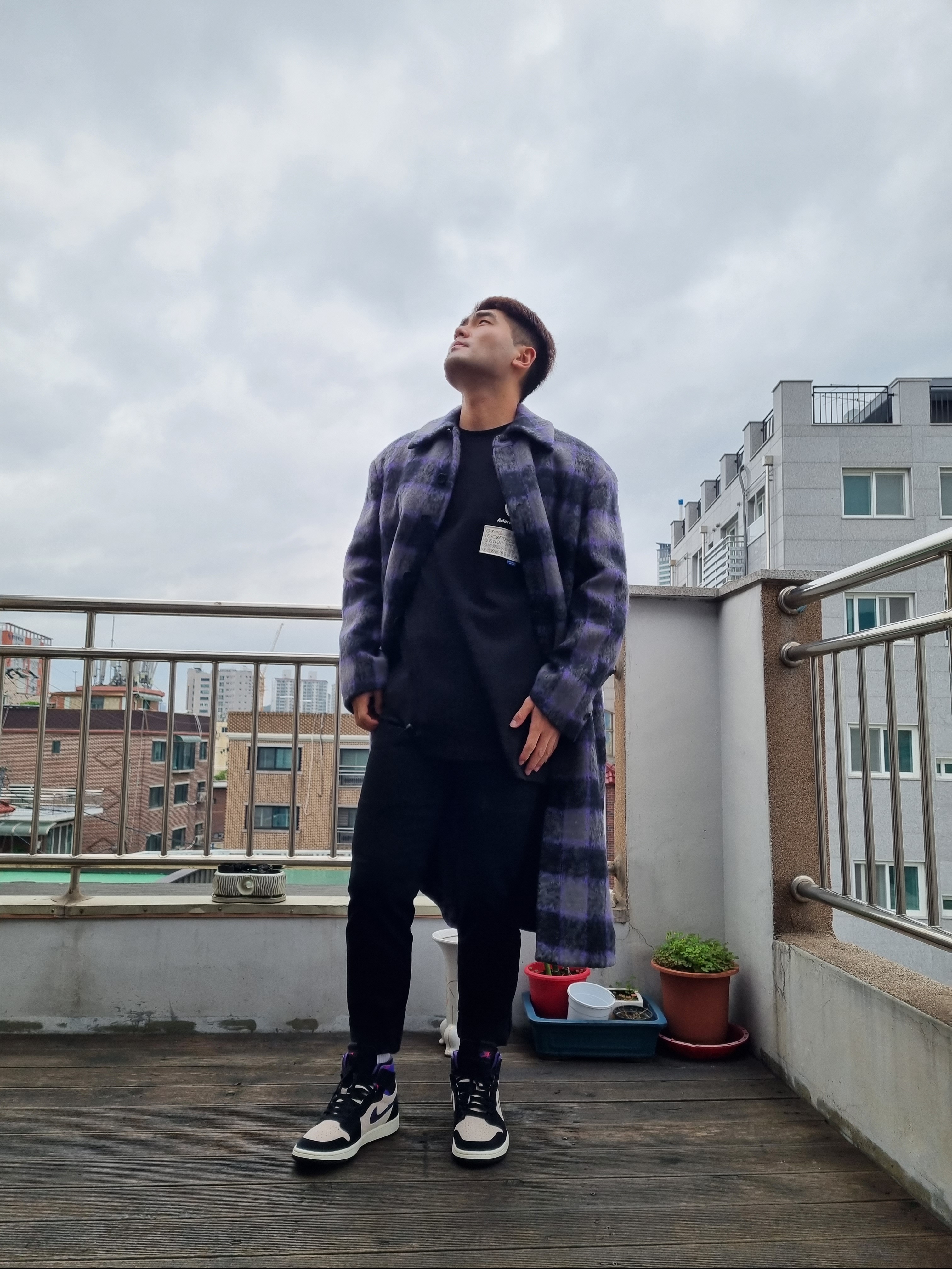Jordan 1 x Paris Saint-Germain Zoom Air CMFT 착용 스타일 - 3