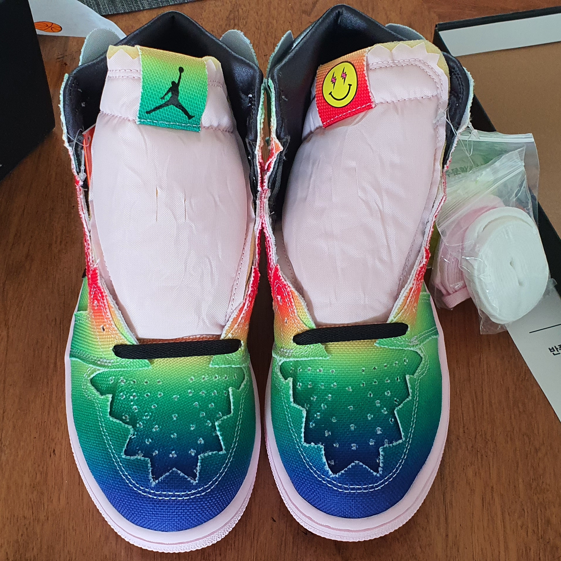 Jordan 1 x J Balvin Retro High OG 착용 스타일 - 5