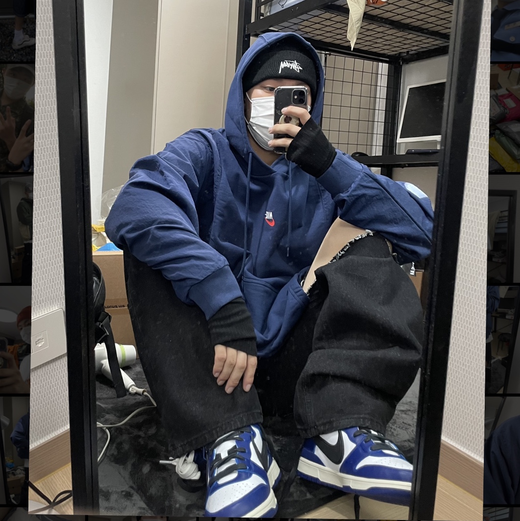 Stussy x Our Legacy Yin Yang Beanie Black, Nike NSW Hoodie BRS Midnight Navy 착용 스타일