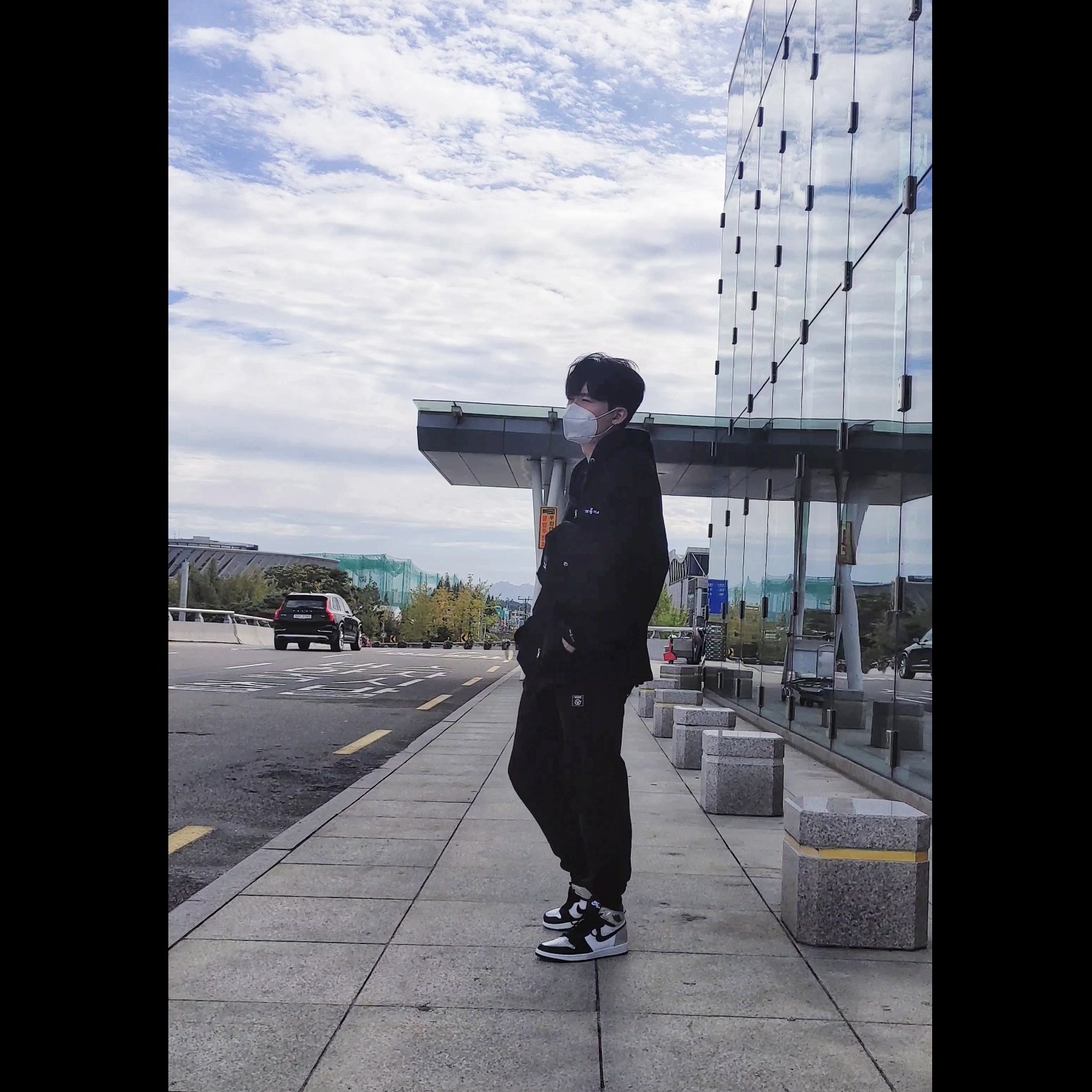 (W) Jordan 1 Retro High OG Silver Toe 착용 스타일 - 3