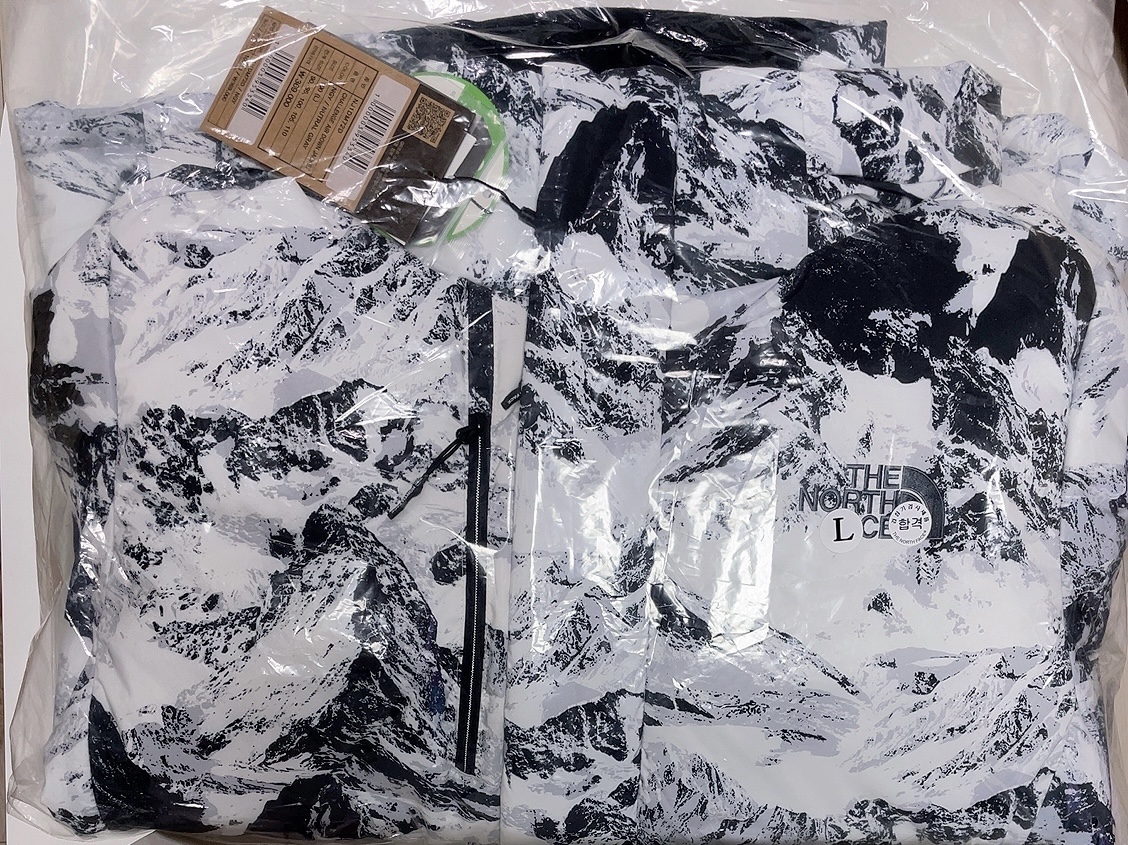 The North Face Challenge Air Down Jacket Gray 착용 스타일