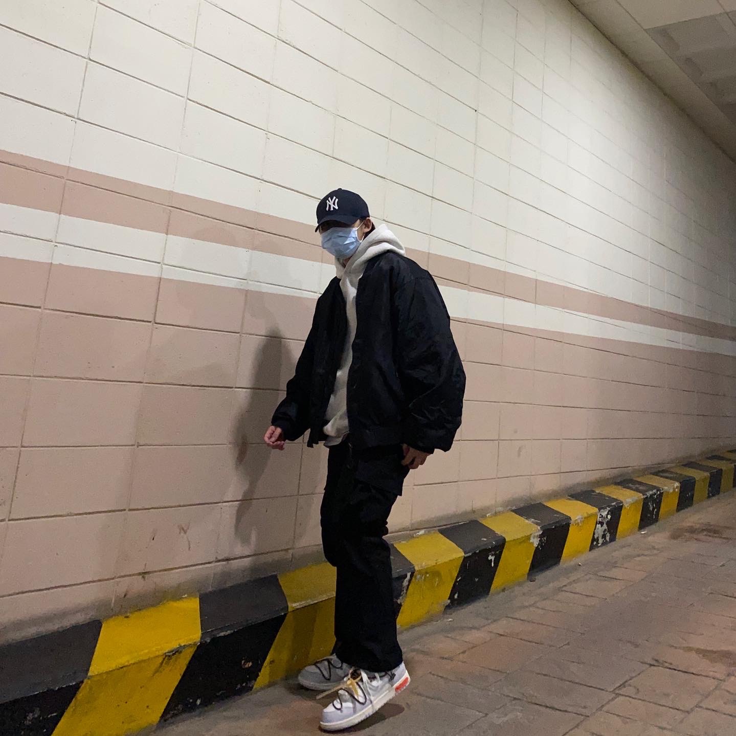 IAB Studio Hoodie Oatmeal Gray - 21SS, Nike x Off-White Dunk Low The 50 - Lot 46 착용 스타일 - 2