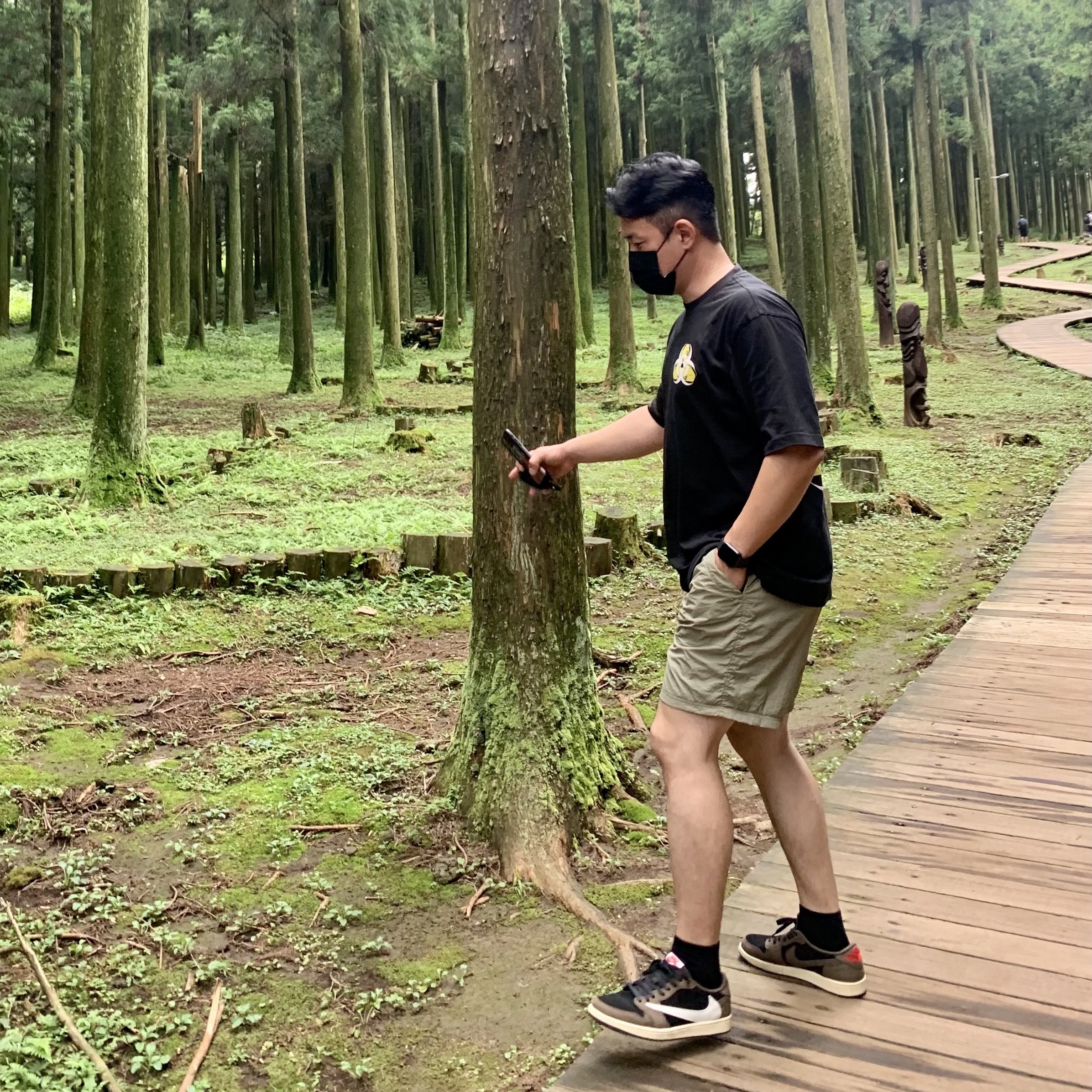 Palace Bio Hazard T-Shirt Black - 21SS, Jordan 1 x Travis Scott Retro Low OG SP Mocha 착용 스타일