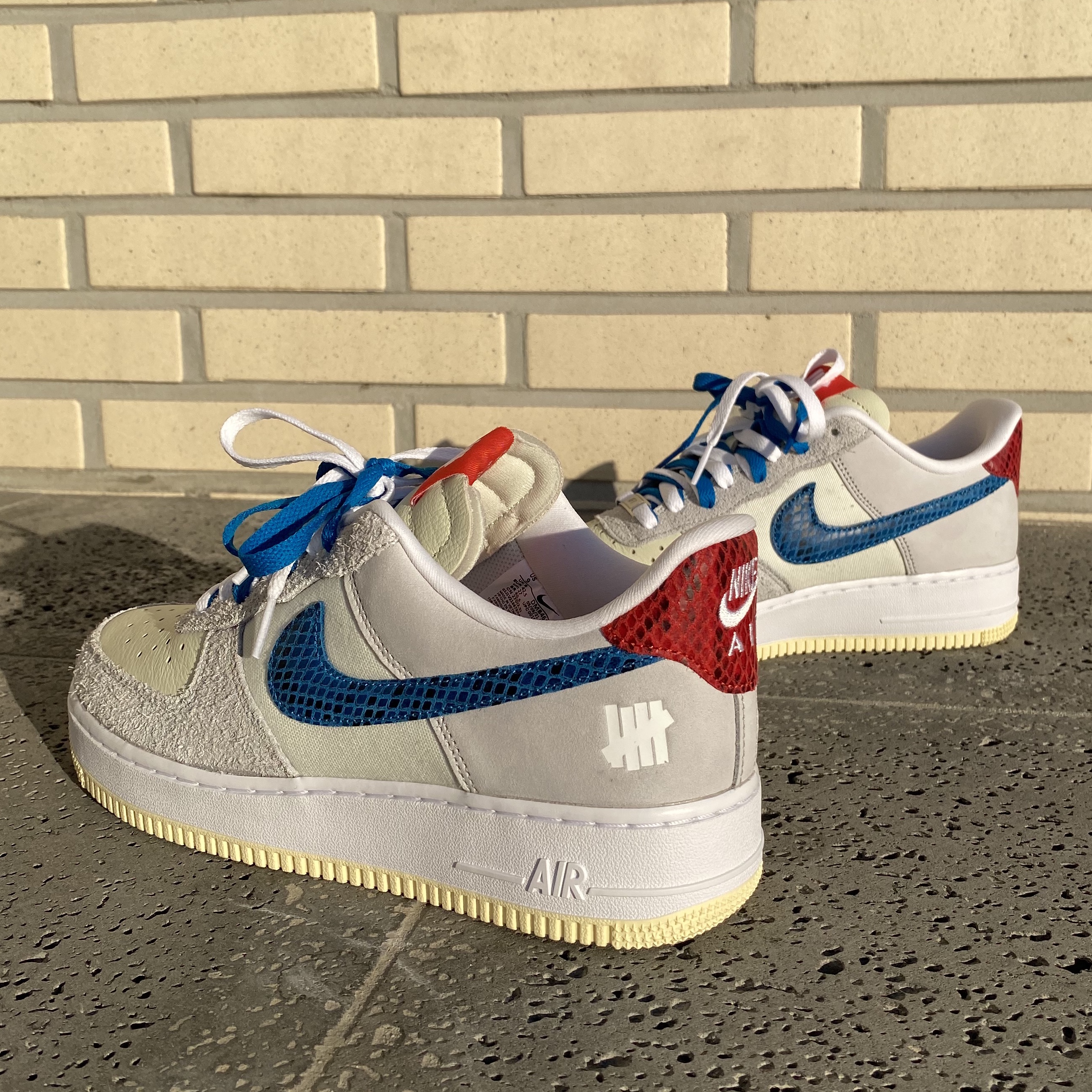 Nike x Undefeated Air Force 1 Low SP 5 On It 착용 스타일