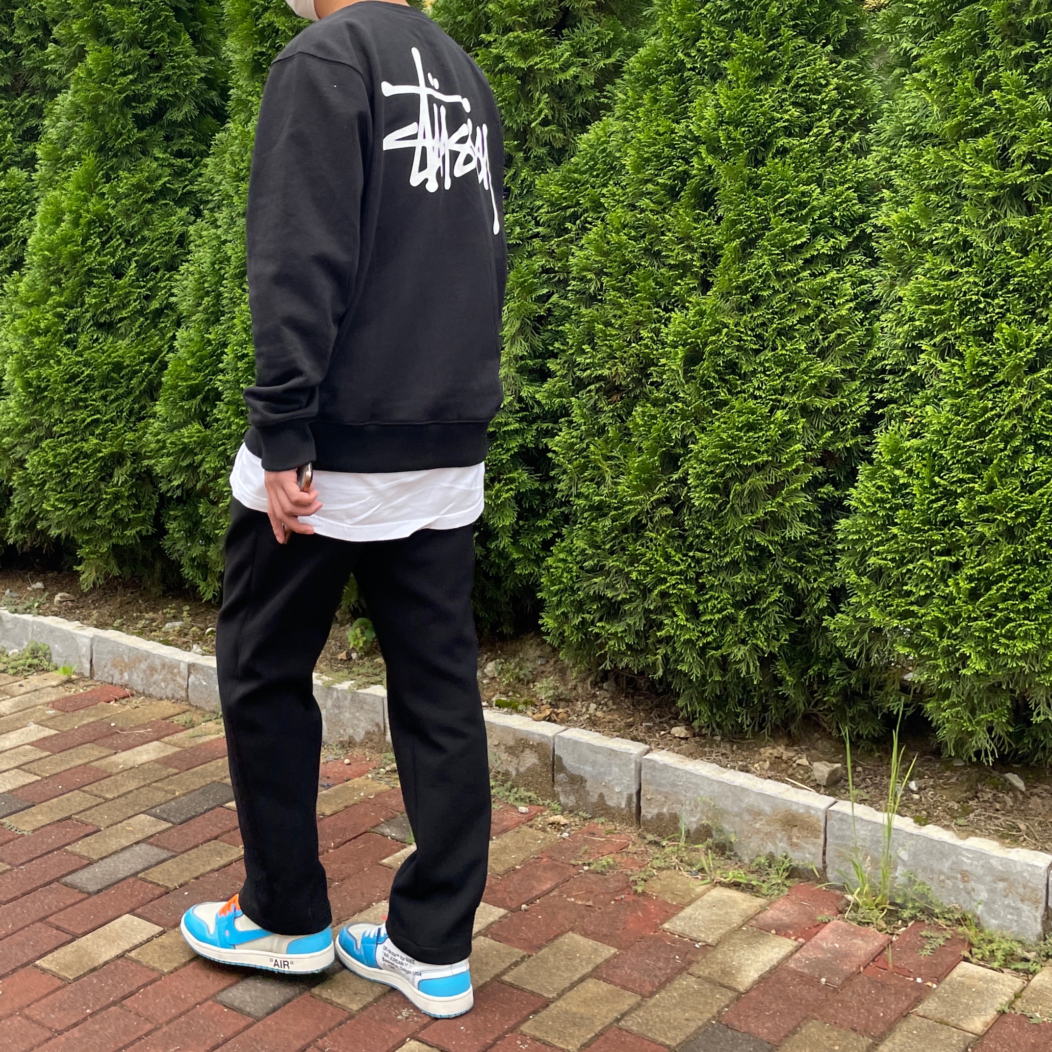 Jordan 1 x Off-White Retro High University Blue, Stussy Basic Stussy Crew Black 2021 착용 스타일