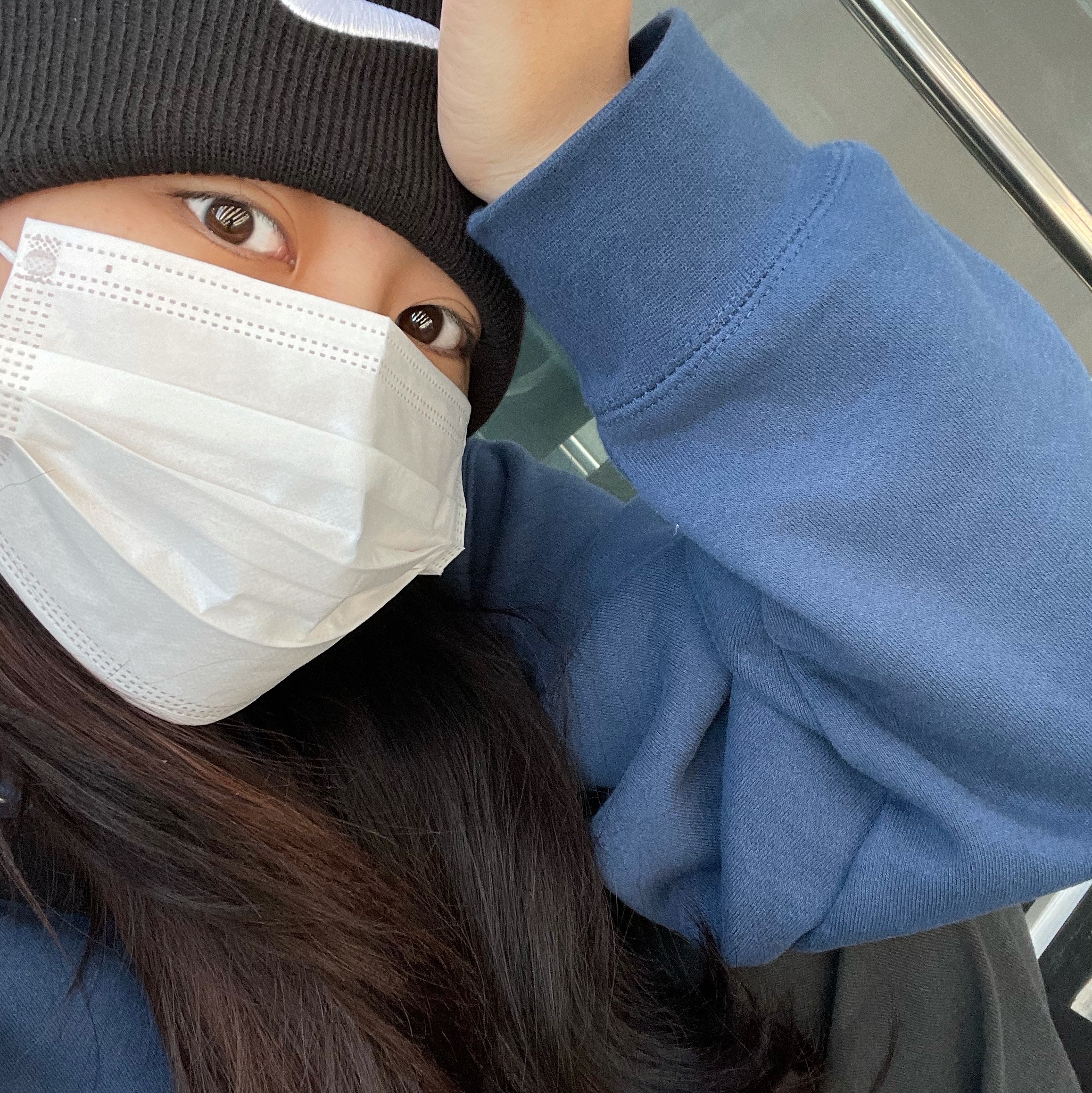 Nike x Stussy Cuff Beanie, IAB Studio x Obey Eyes Icon Hoodie Oceana 착용 스타일