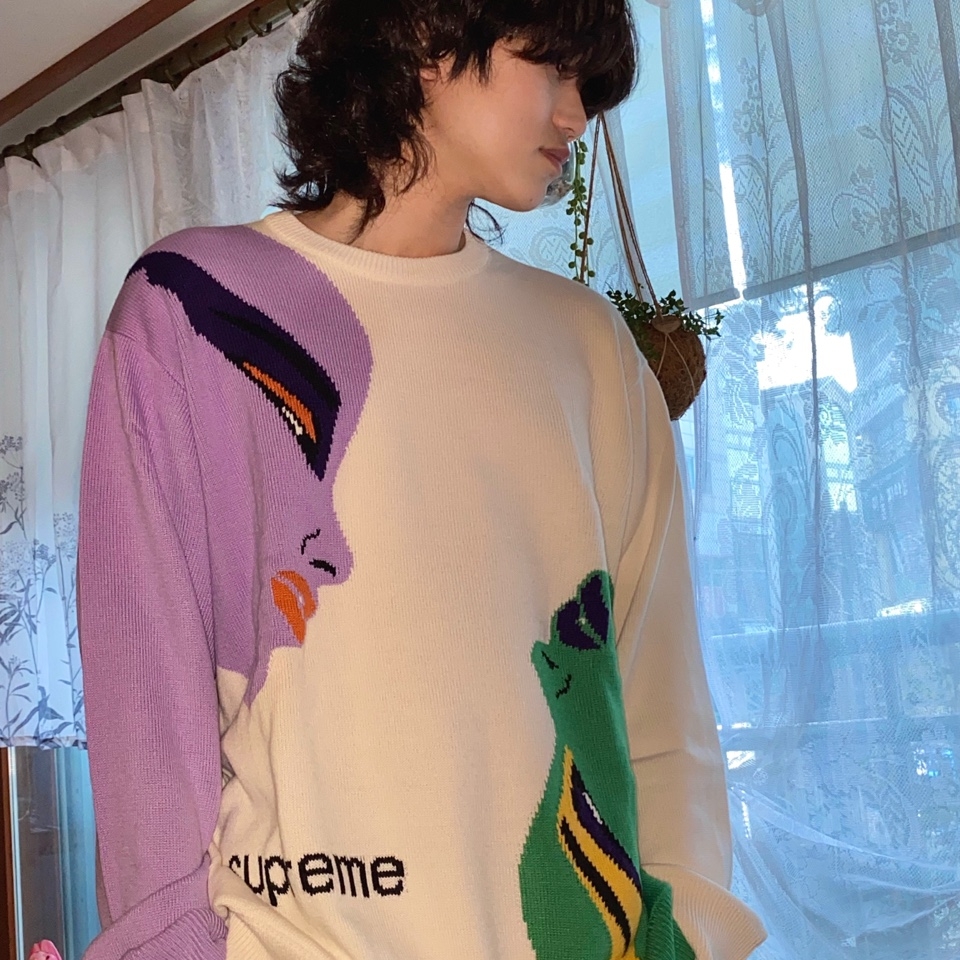 Supreme Faces Sweater Cream - 21FW 착용 스타일 - 1
