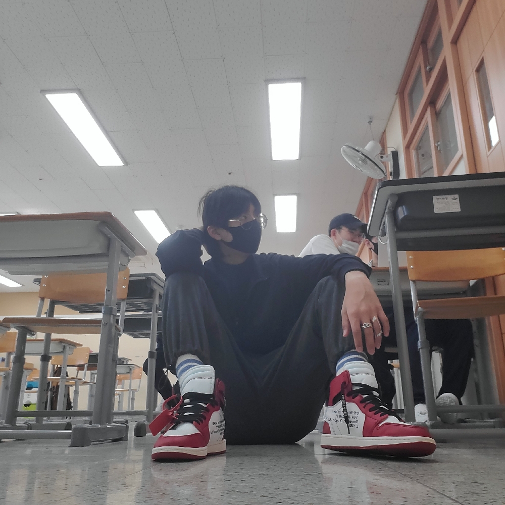 KREAM 프로필 이미지