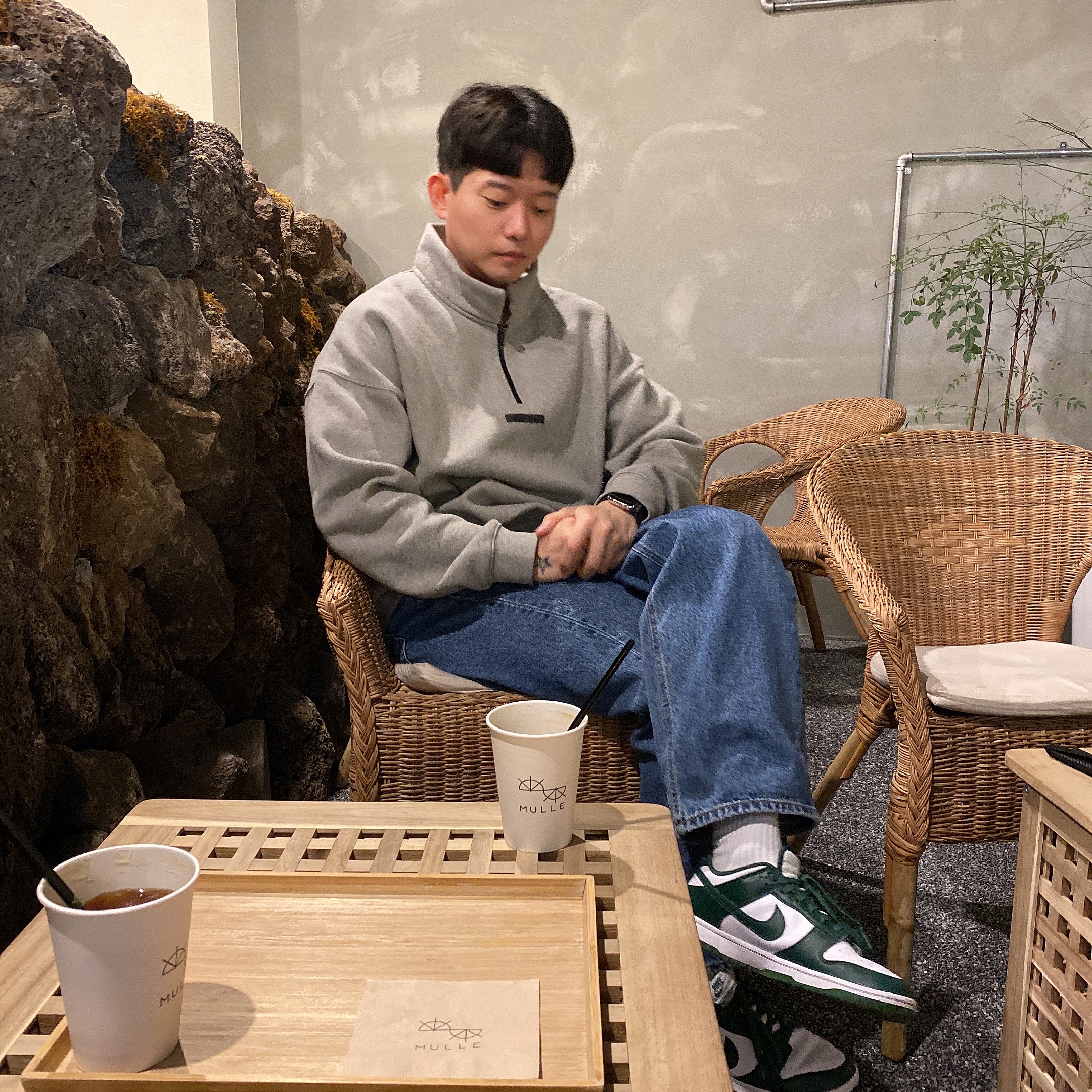 Essentials Mockneck Half-Zip Heather Oatmeal - 21SS, Nike Dunk Low Retro Varsity Green 착용 스타일 - 1