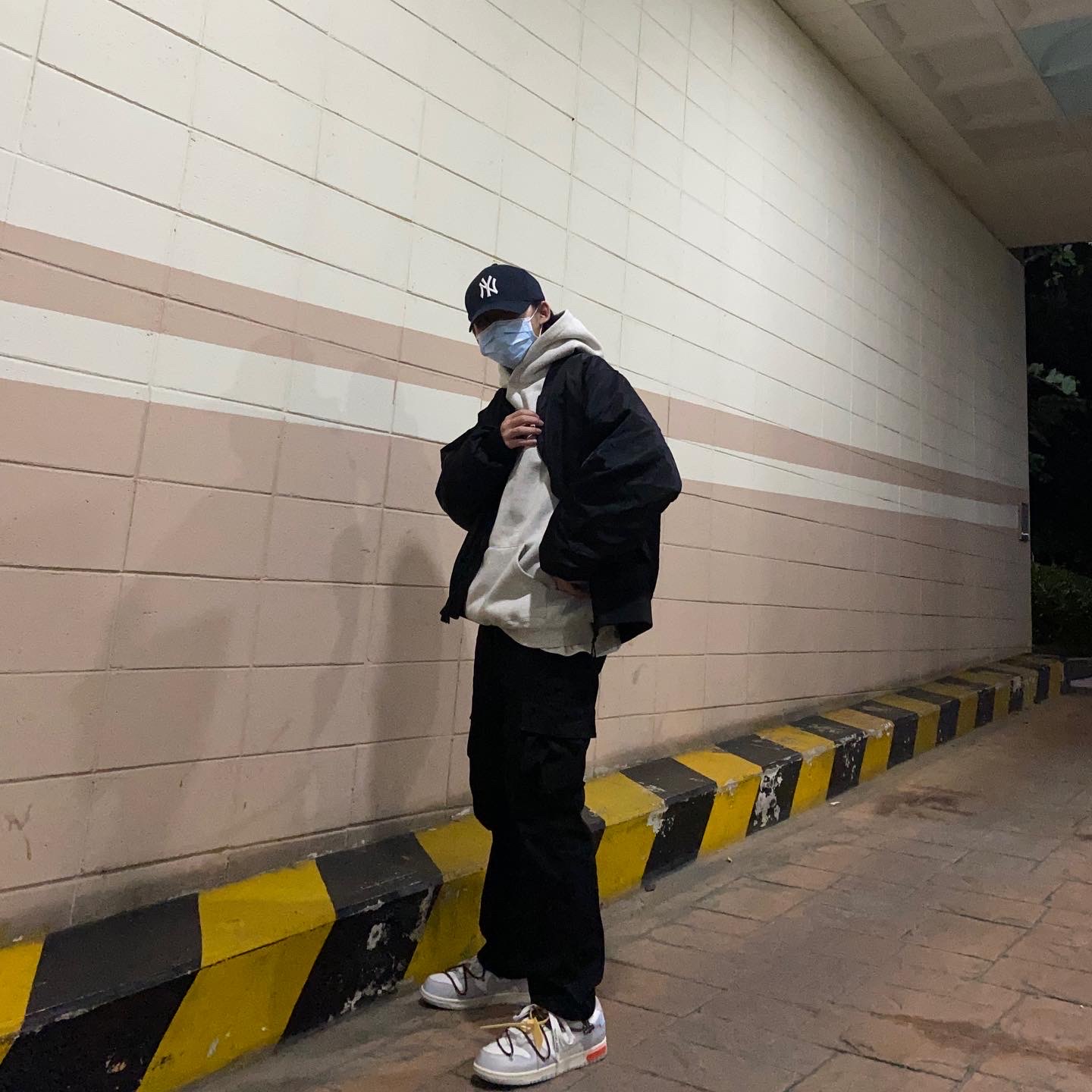 IAB Studio Hoodie Oatmeal Gray - 21SS, Nike x Off-White Dunk Low The 50 - Lot 46 착용 스타일 - 3