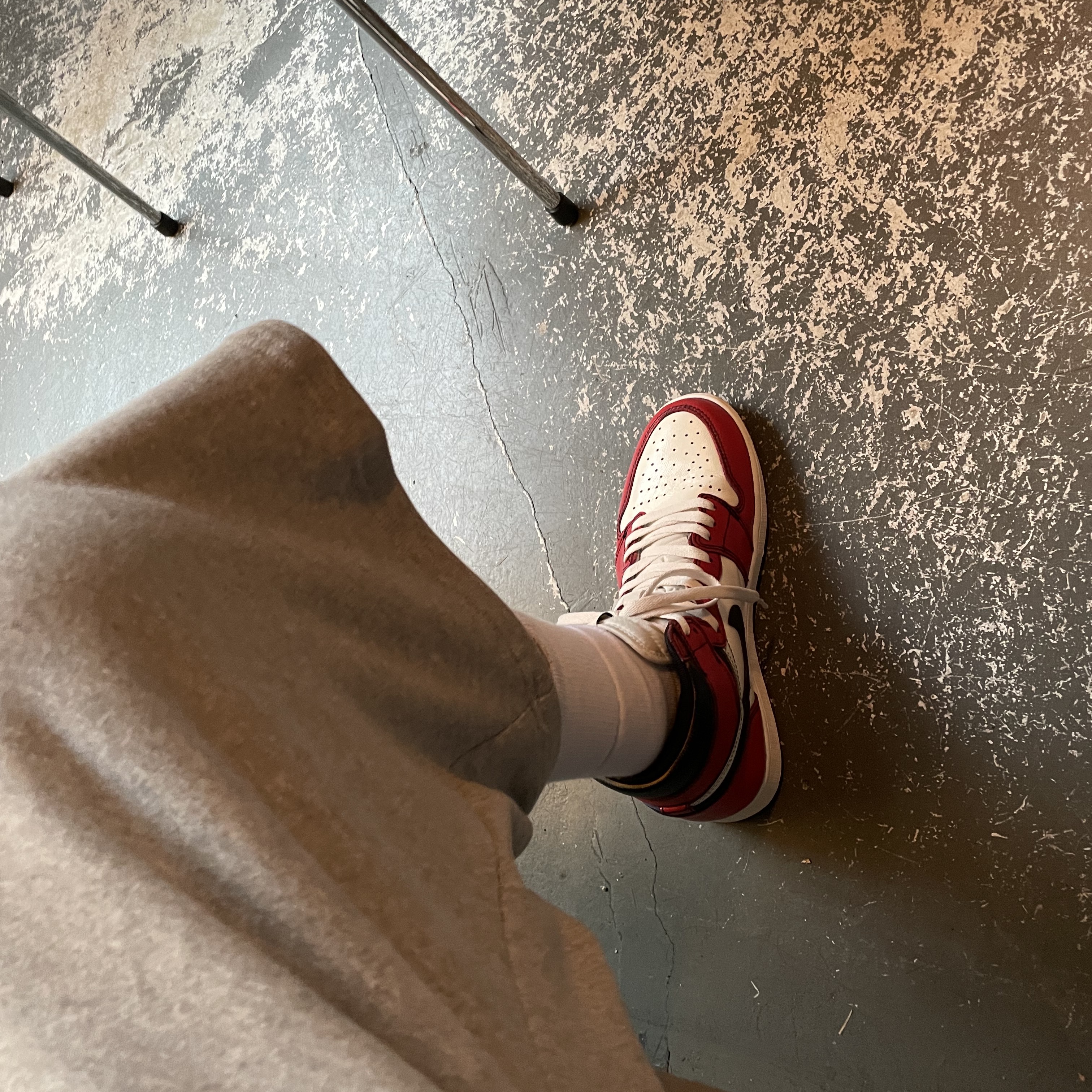 Jordan 1 Retro High OG Defiant SB LA to Chicago, Nike x Matthew M Williams NRG Socks White 착용 스타일 - 2