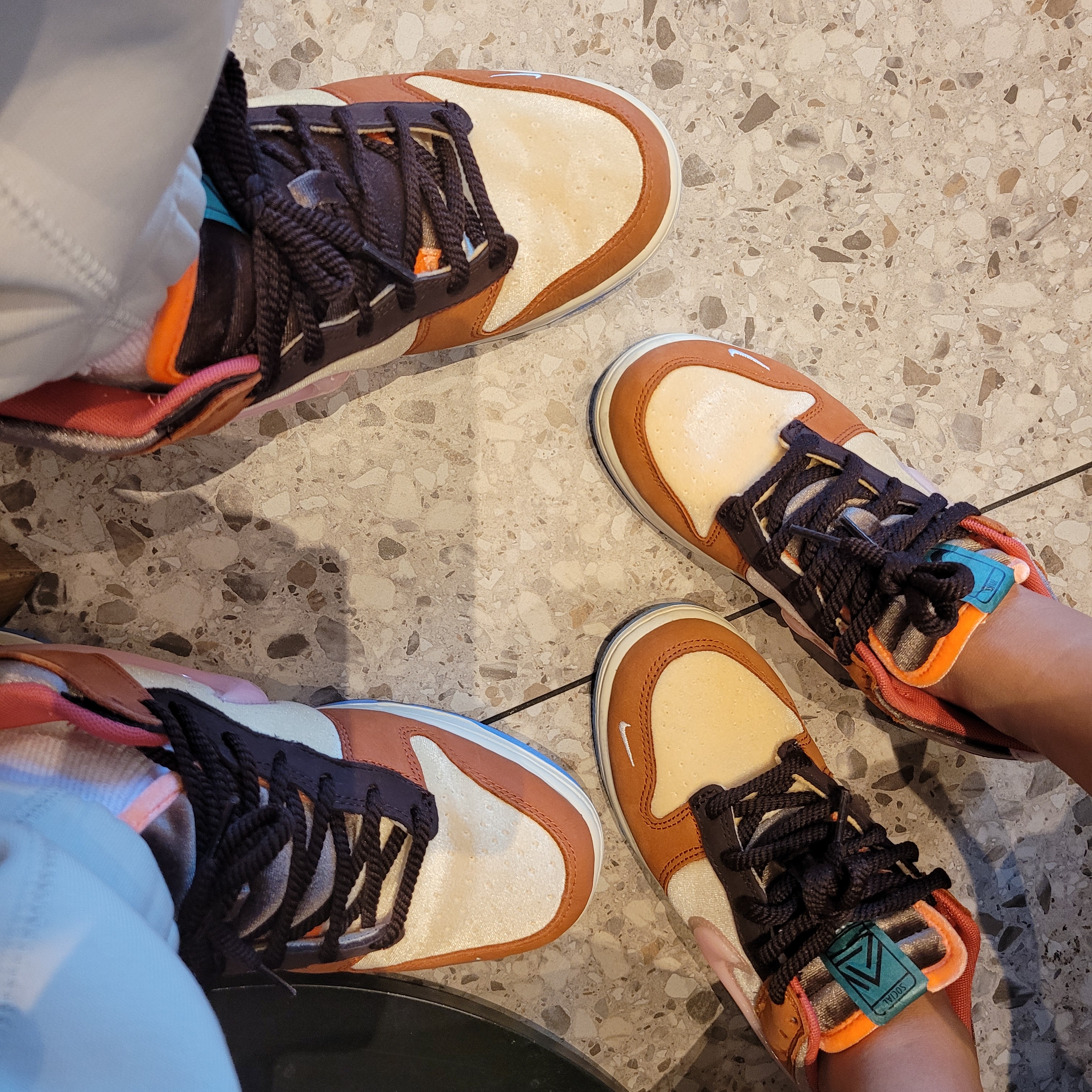 Nike x Social Status Dunk Mid Free Lunch Chocolate Milk, (PS) Nike x Social Status Dunk Low Free Lunch Chocolate Milk 착용 스타일