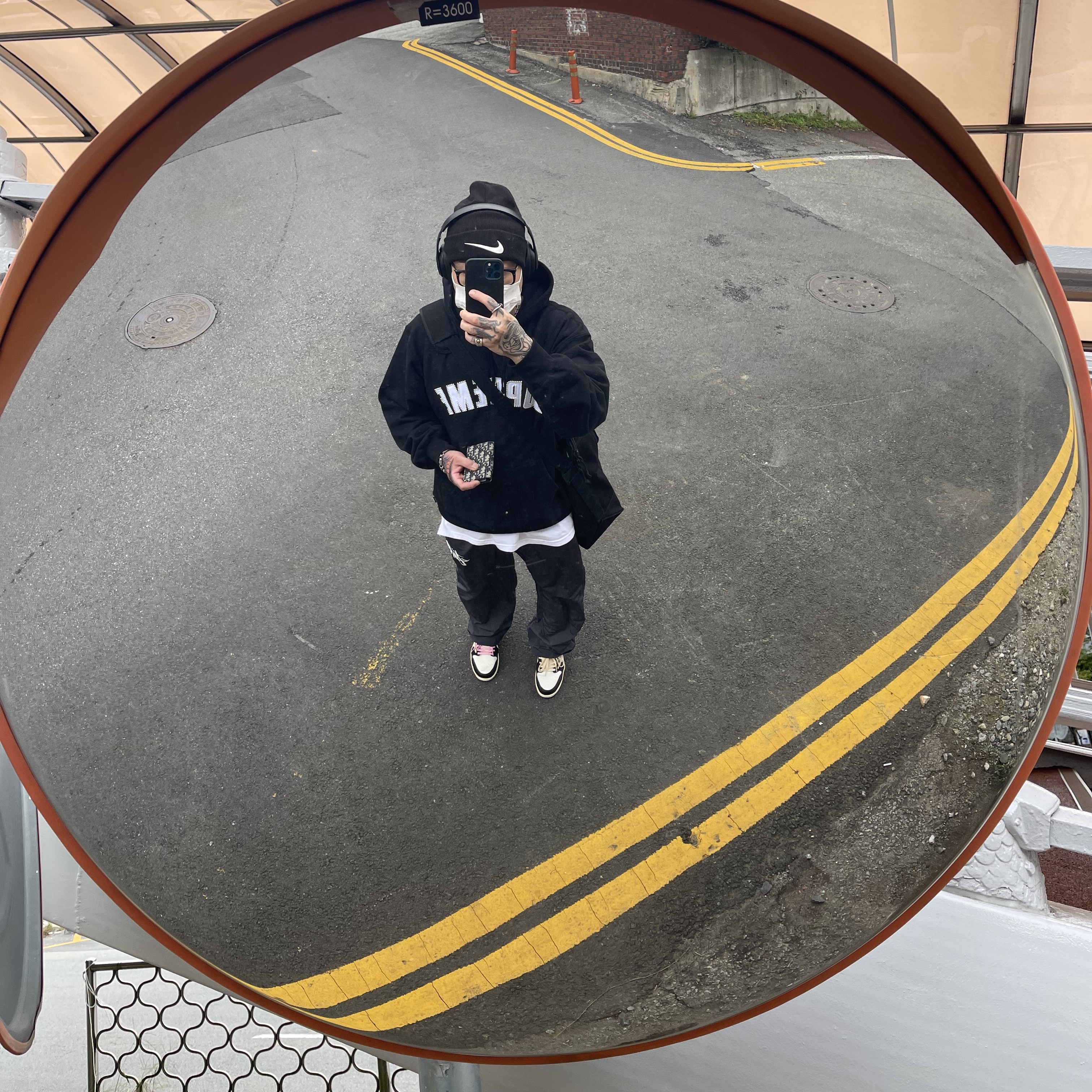 Nike x Stussy Cuff Beanie, Supreme Pearl Logo Hooded Sweatshirt Black - 21FW 착용 스타일