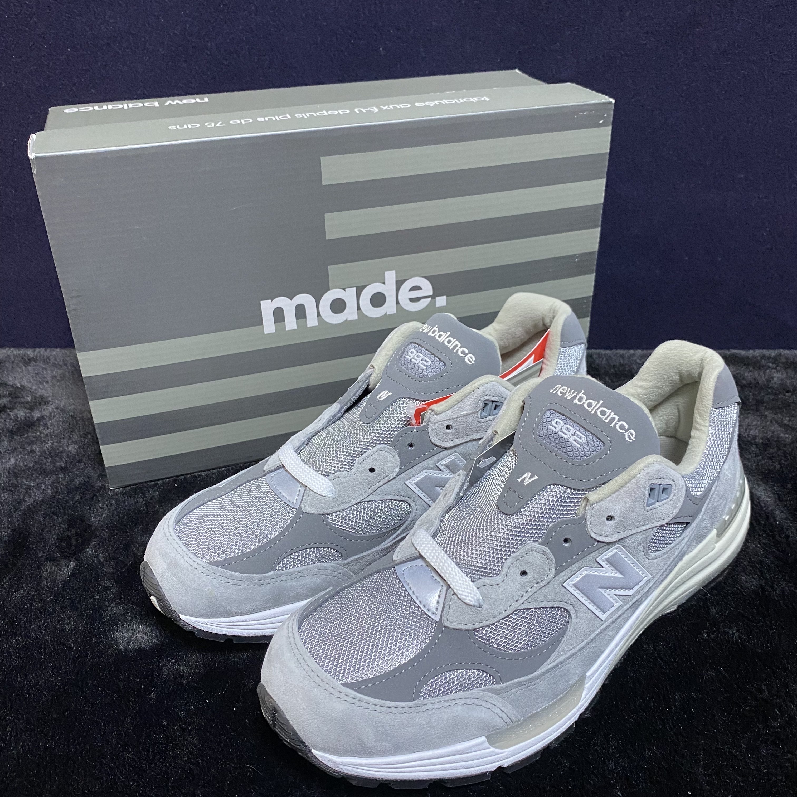 New Balance 992 Made in USA Grey - D Standard 착용 스타일