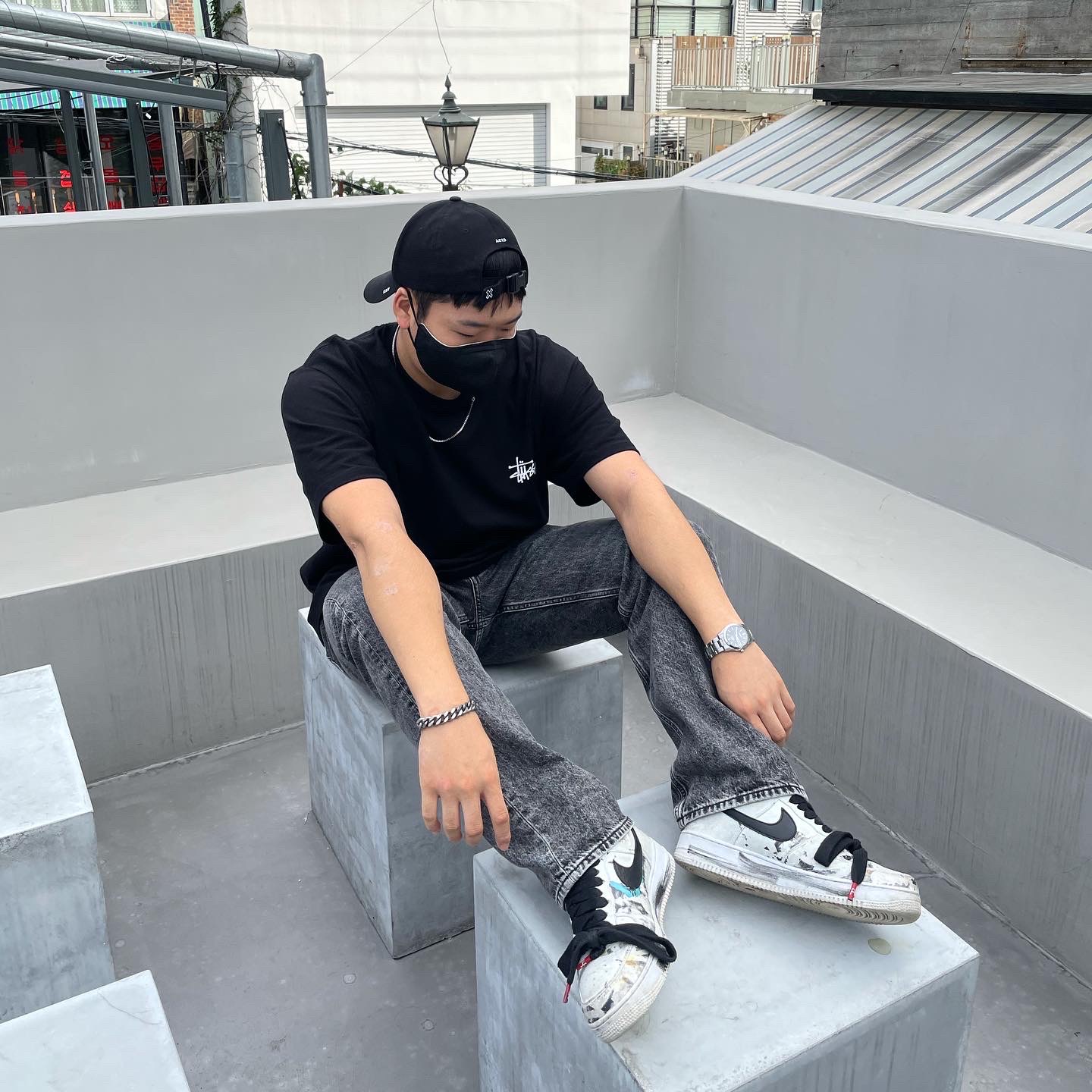Nike x Peaceminusone Air Force 1 Low Para-Noise 2.0, Stussy Basic Stussy T-Shirt Black 2021 착용 스타일