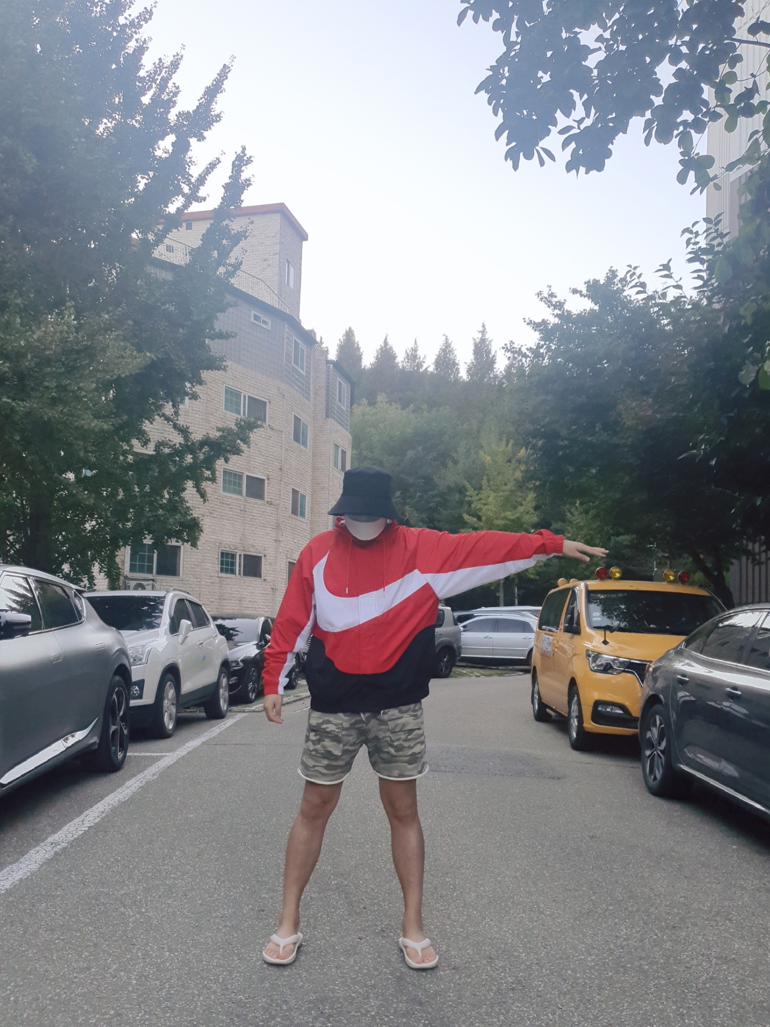 New Balance x Taw&Toe Flip Flop Ivory 착용 스타일 - 2