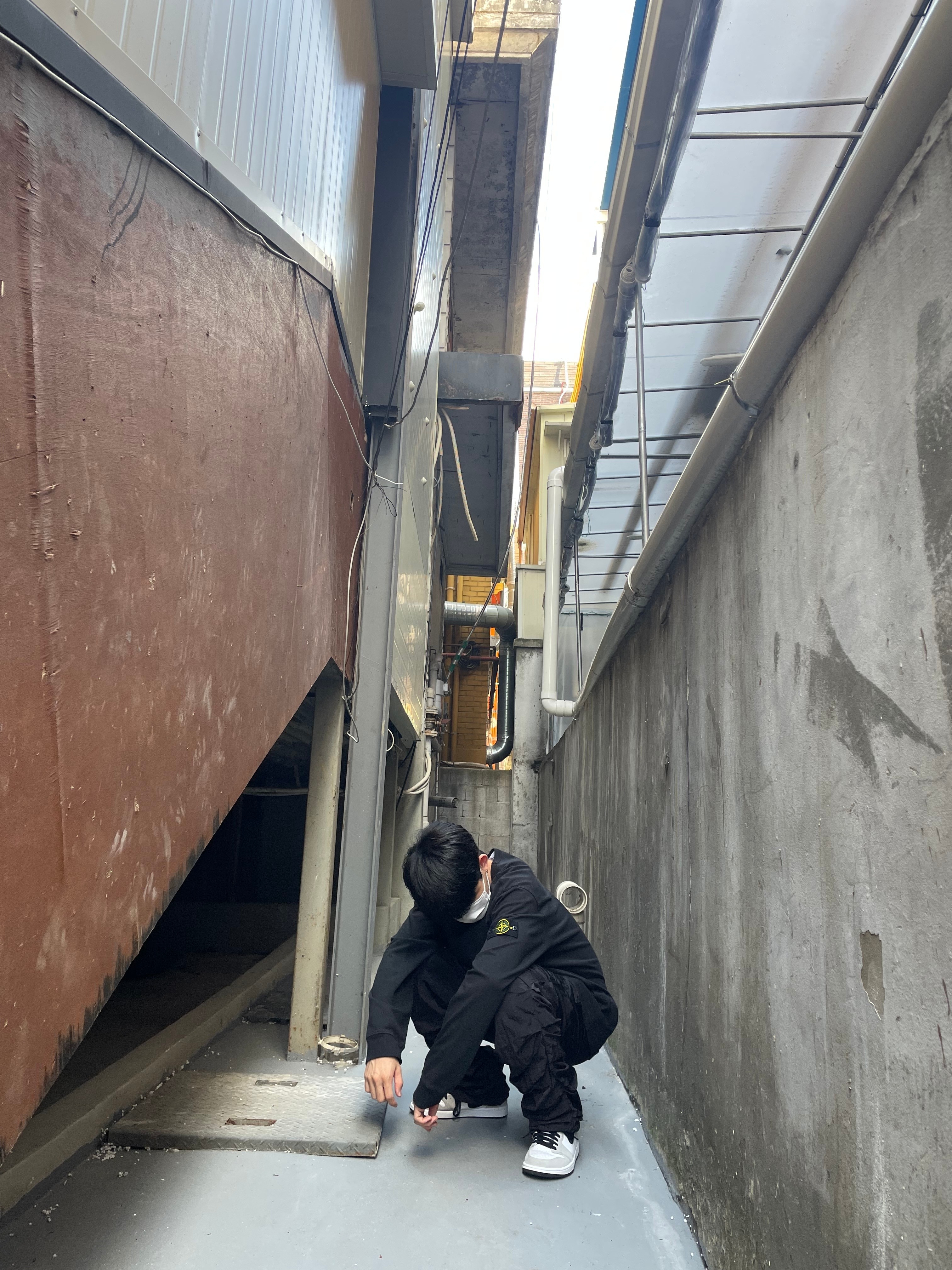 Nike Dunk Low Retro Black, Supreme x Stone Island Painted Camo Nylon 6-Panel Coral - 20FW 착용 스타일 - 3