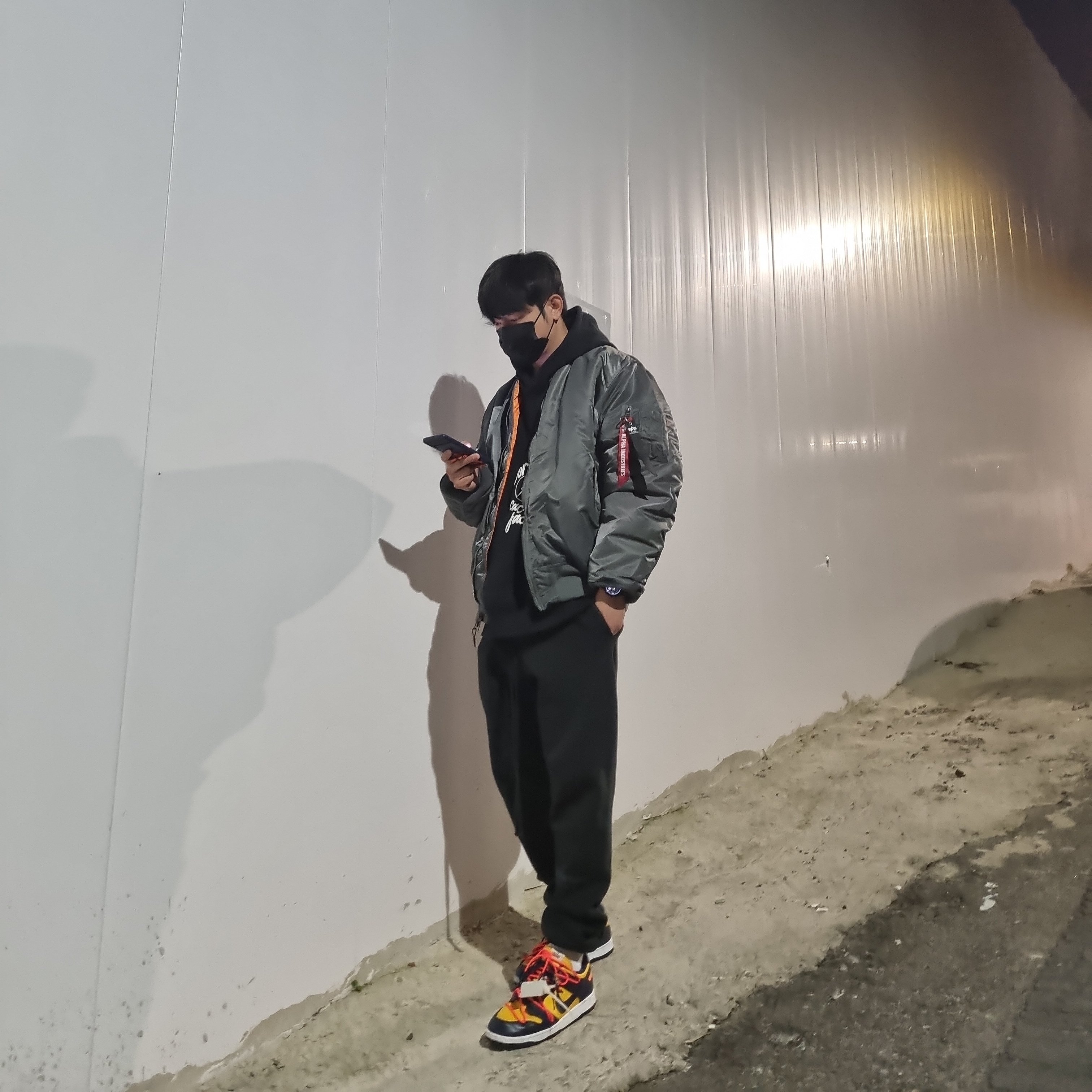 Nike x Off-White Dunk Low University Gold Midnight Navy, Essentials Sweatpants Black - 21SS 착용 스타일
