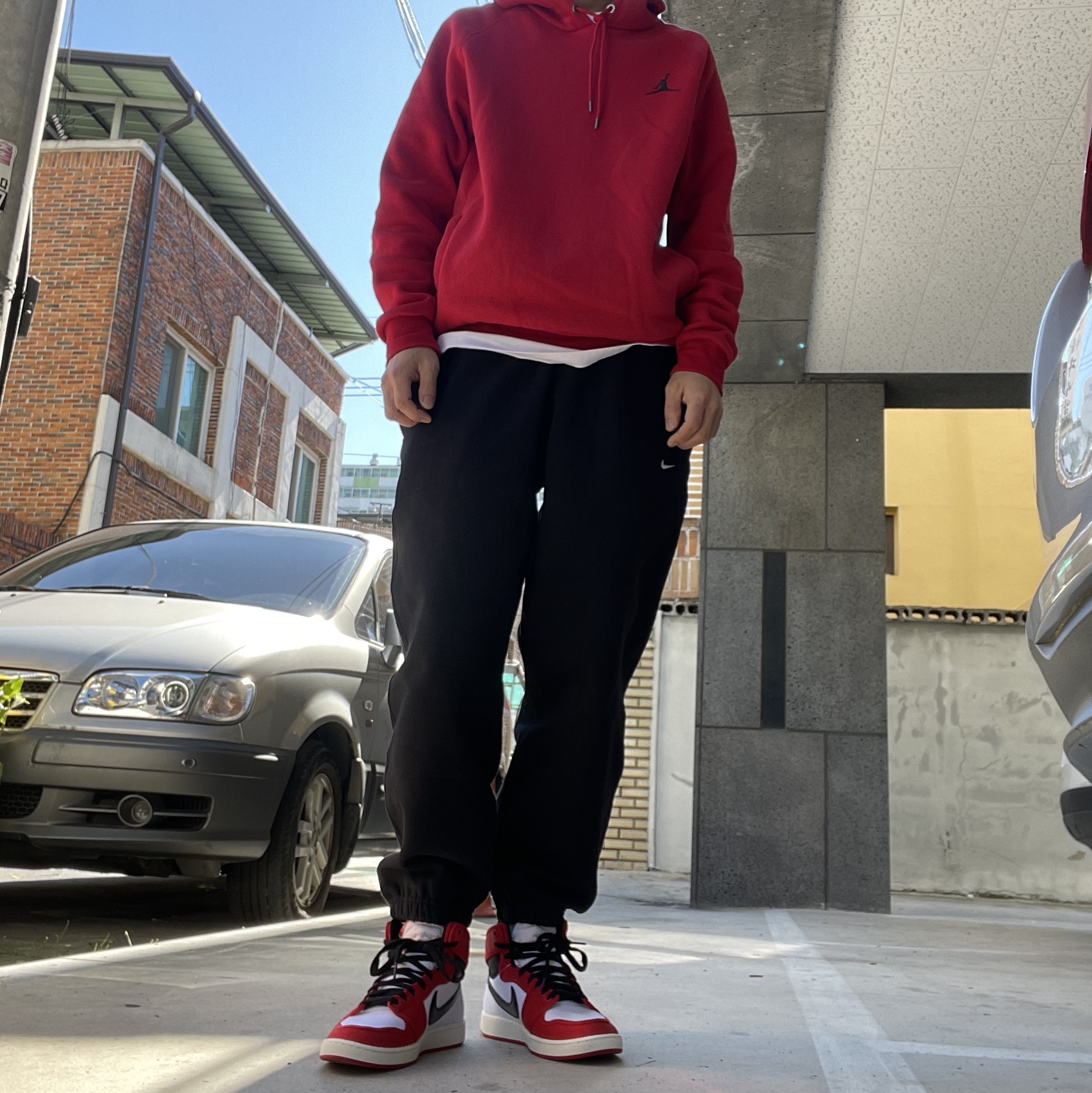 Jordan 1 KO Chicago 2021, Nike NRG Solo Swoosh Fleece Pants Black White - Asia 착용 스타일 - 2