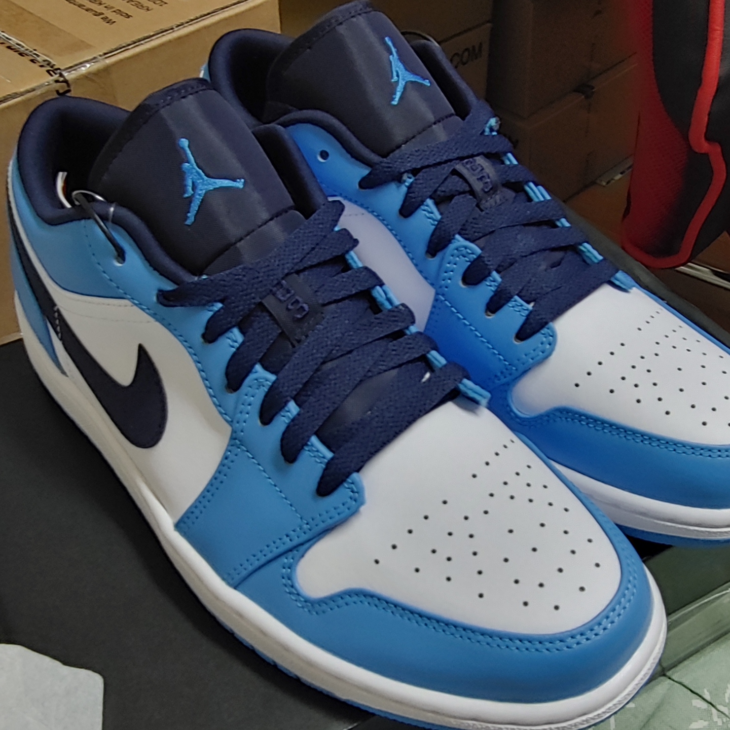 Jordan 1 Low Dark Powder Blue 착용 스타일
