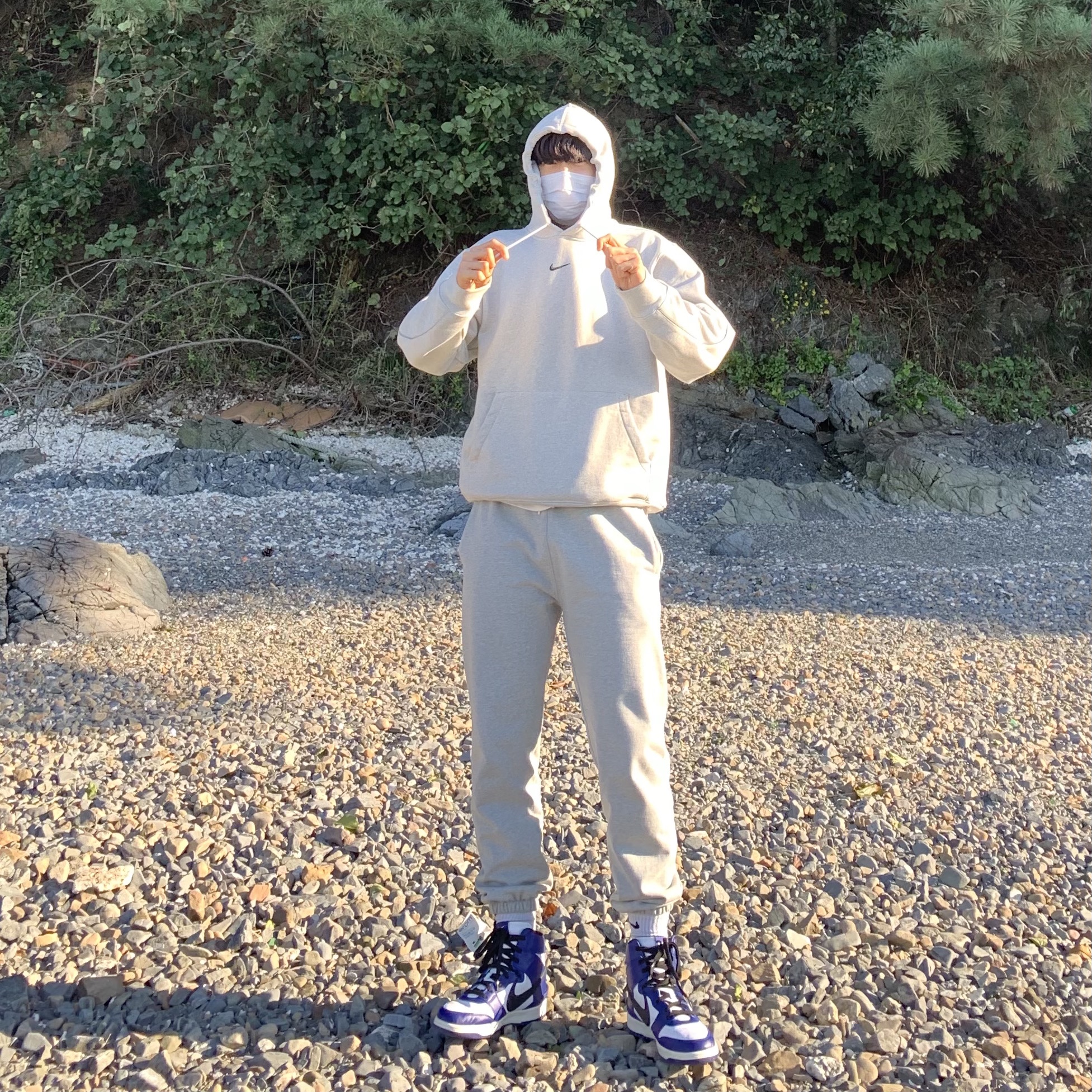 Nike x Ambush Dunk High Deep Royal Blue, Nike x Drake Nocta Cardinal Stock Essential Hoodie Grey - US/EU 착용 스타일