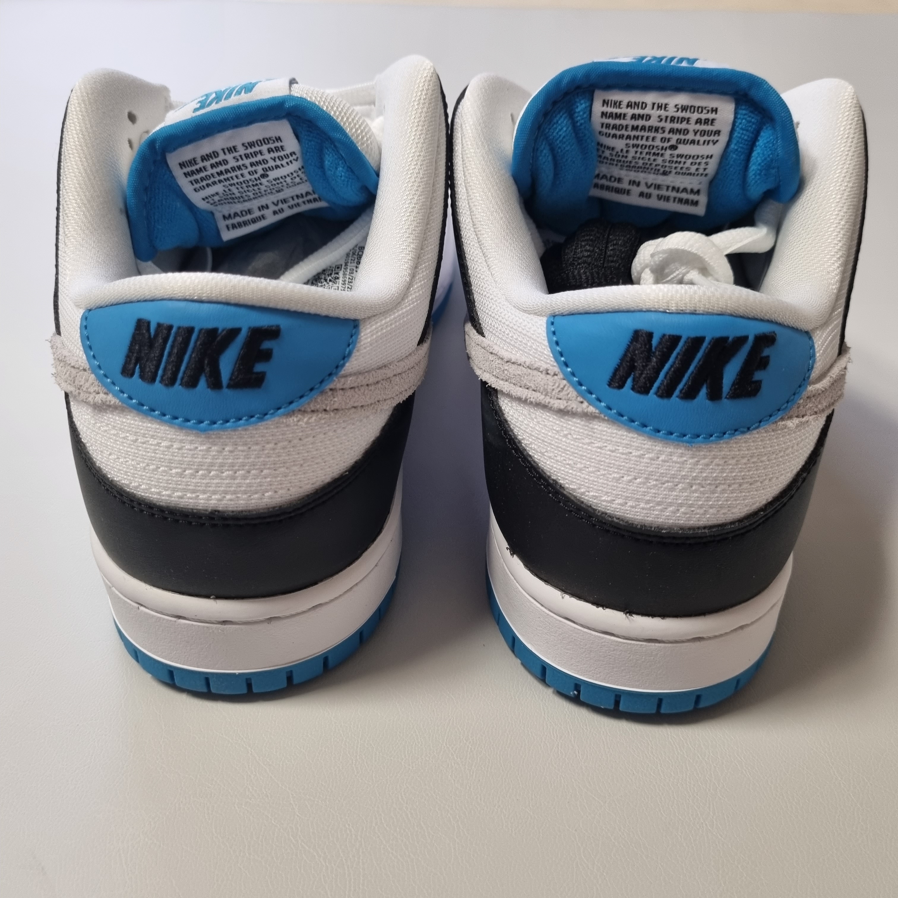 Nike SB Dunk Low Pro Laser Blue 착용 스타일 - 4